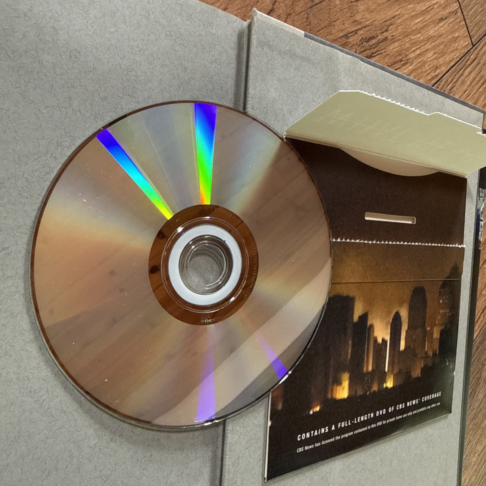 What We Saw : The Events of September 11, 2001CBS News Staff Hardcover book DVD