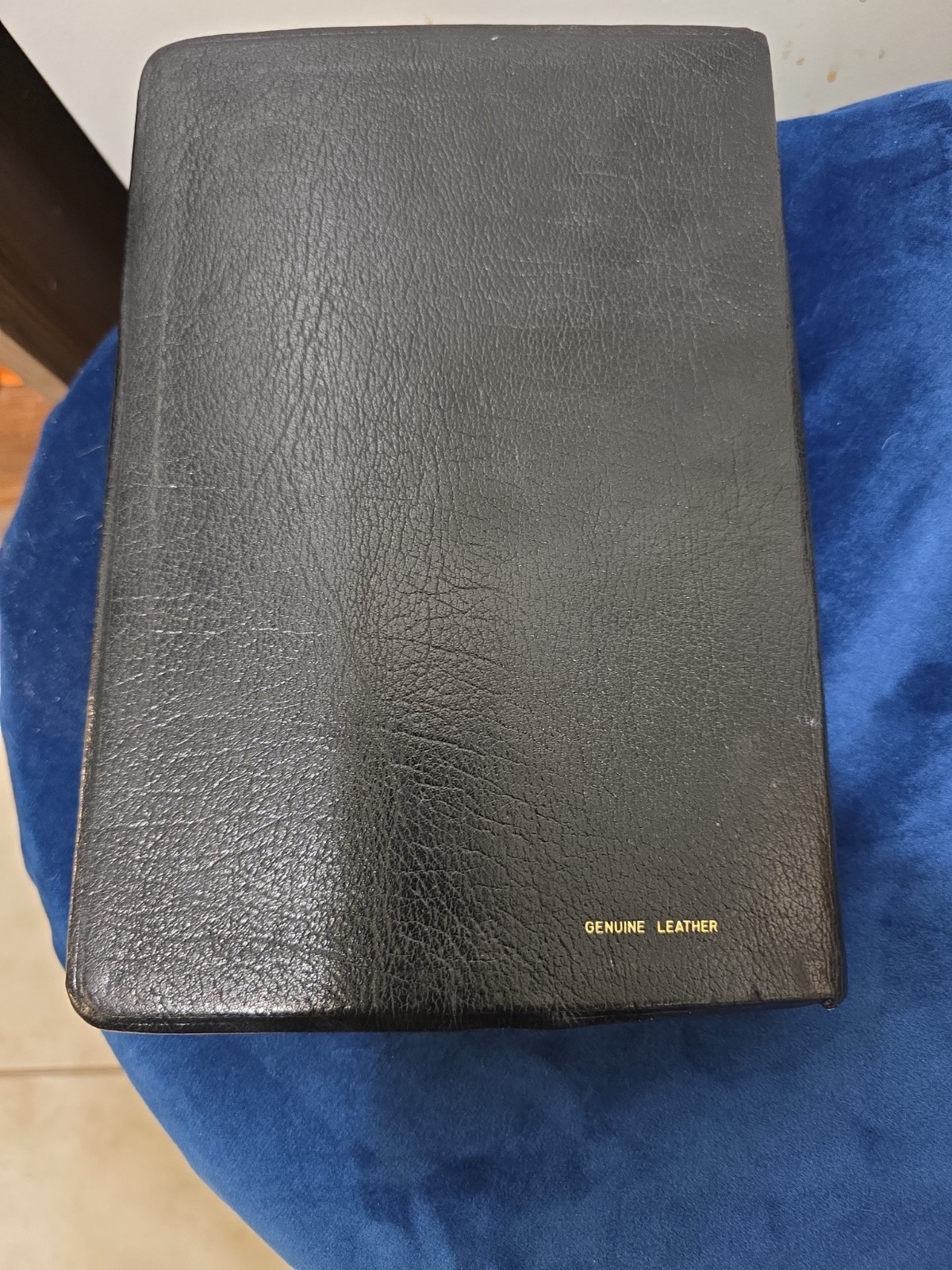 Holy Bible KJV Giant Print Red Letter Edition Varsity Black Leatherette