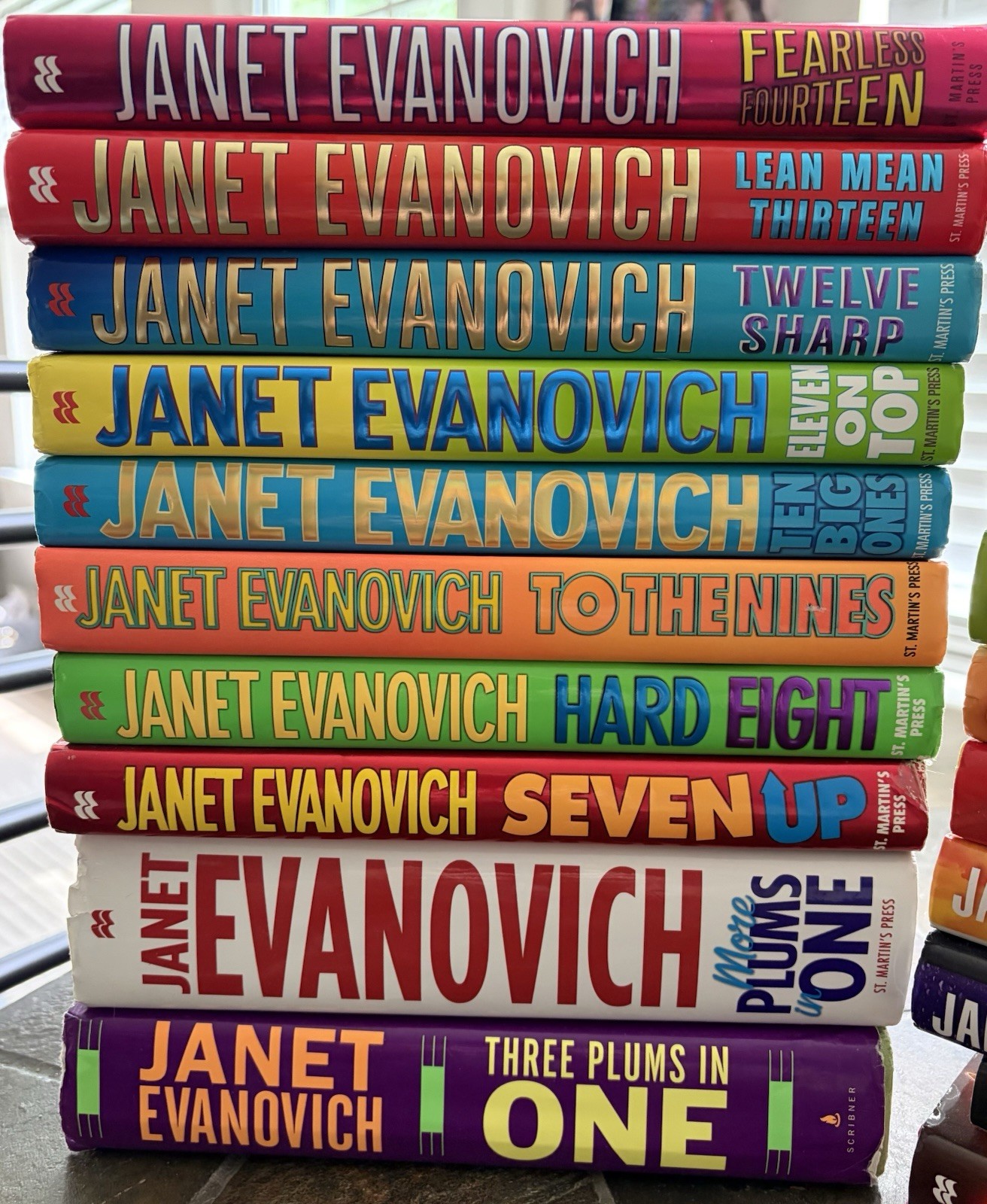 Complete STEPHANIE PLUM Series set Janet Evanovich 1-31 plus 4 Between The #s