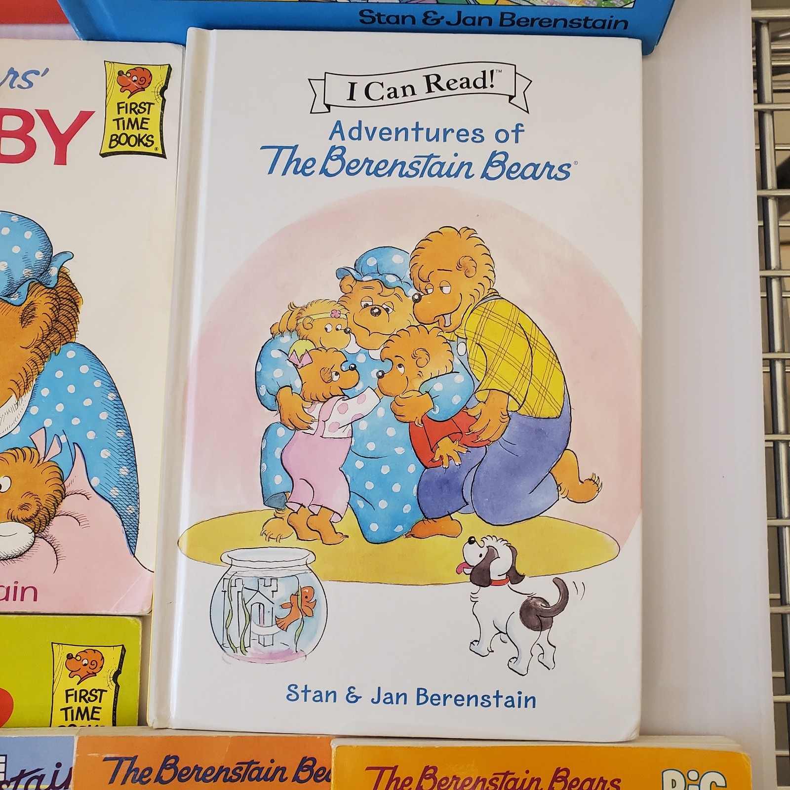 Lot of 17 Berenstain Bears Books by Stan and Jan Berenstain ~ Chapter & Picture