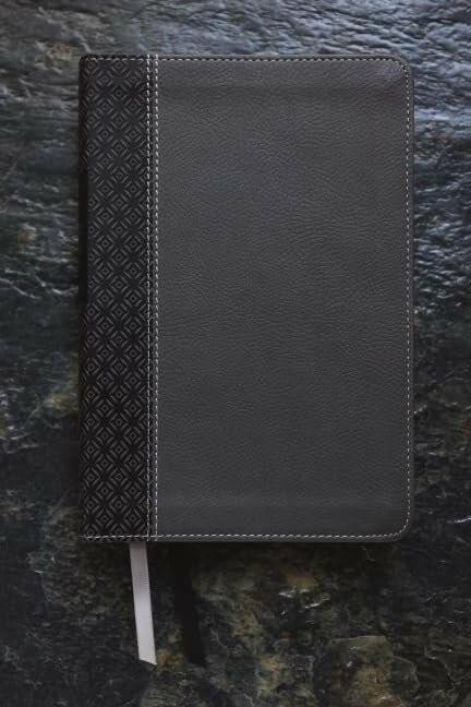 NIV, Compact Center-Column Reference Bible, Leathersoft, Black, Red Letter,