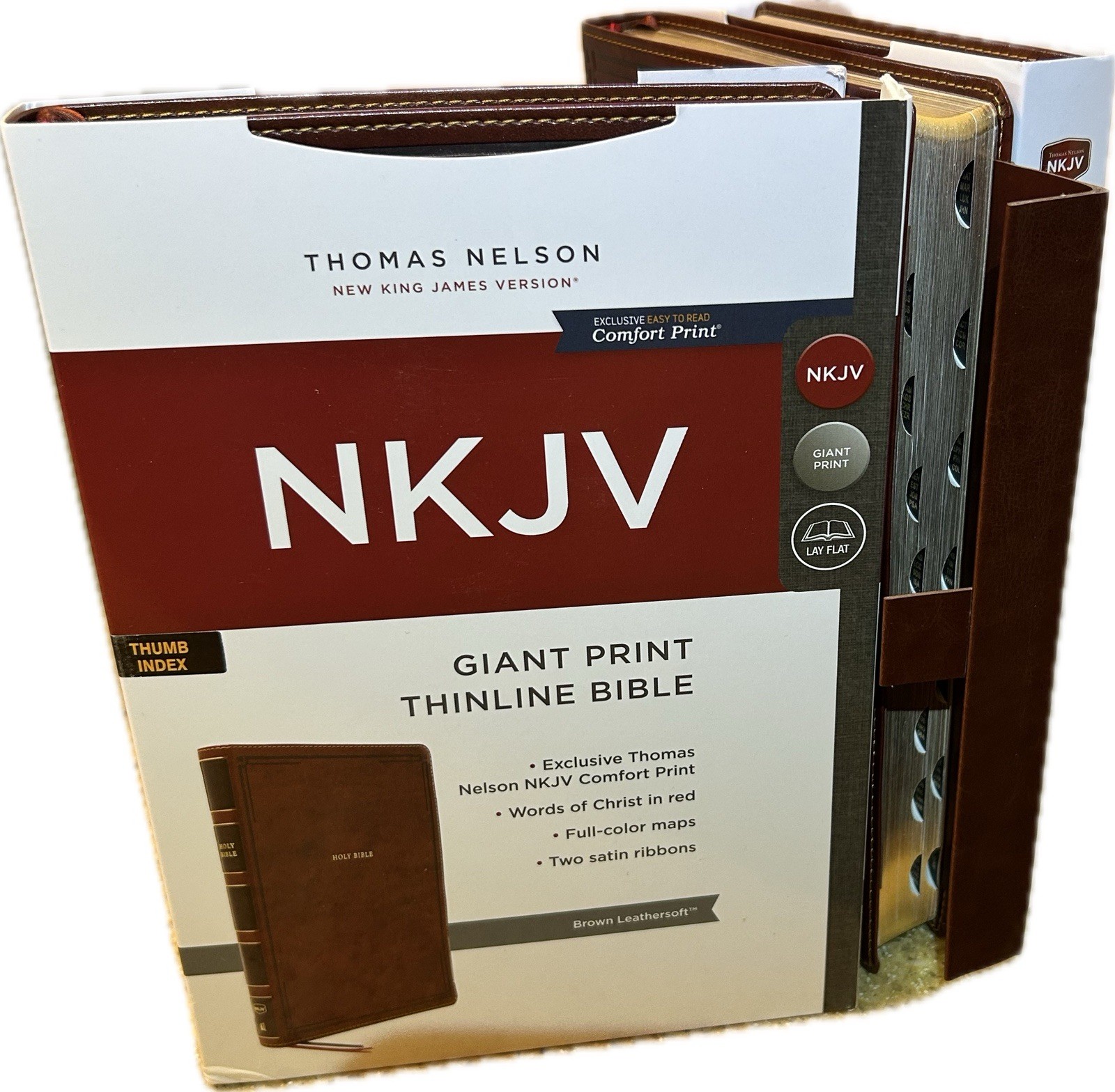 NKJV GIANT PRINT(12pt) MAGNETIC CLOSURE INDEXED Thinline Brown Leathersoft Bible