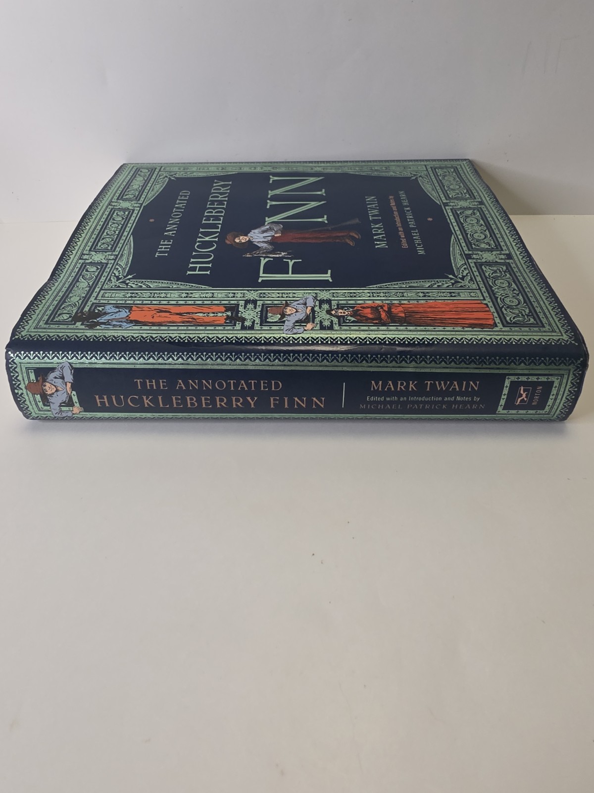 The Annotated Huckleberry Finn (The Annotated Books) – Hardcover – VERY GOOD