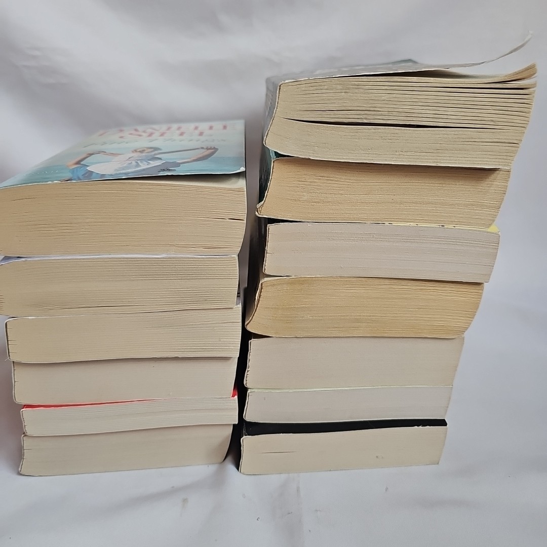 Danielle Steel – Lot Of 12 Paperbacks – Romance Suspense – Fast Shipping