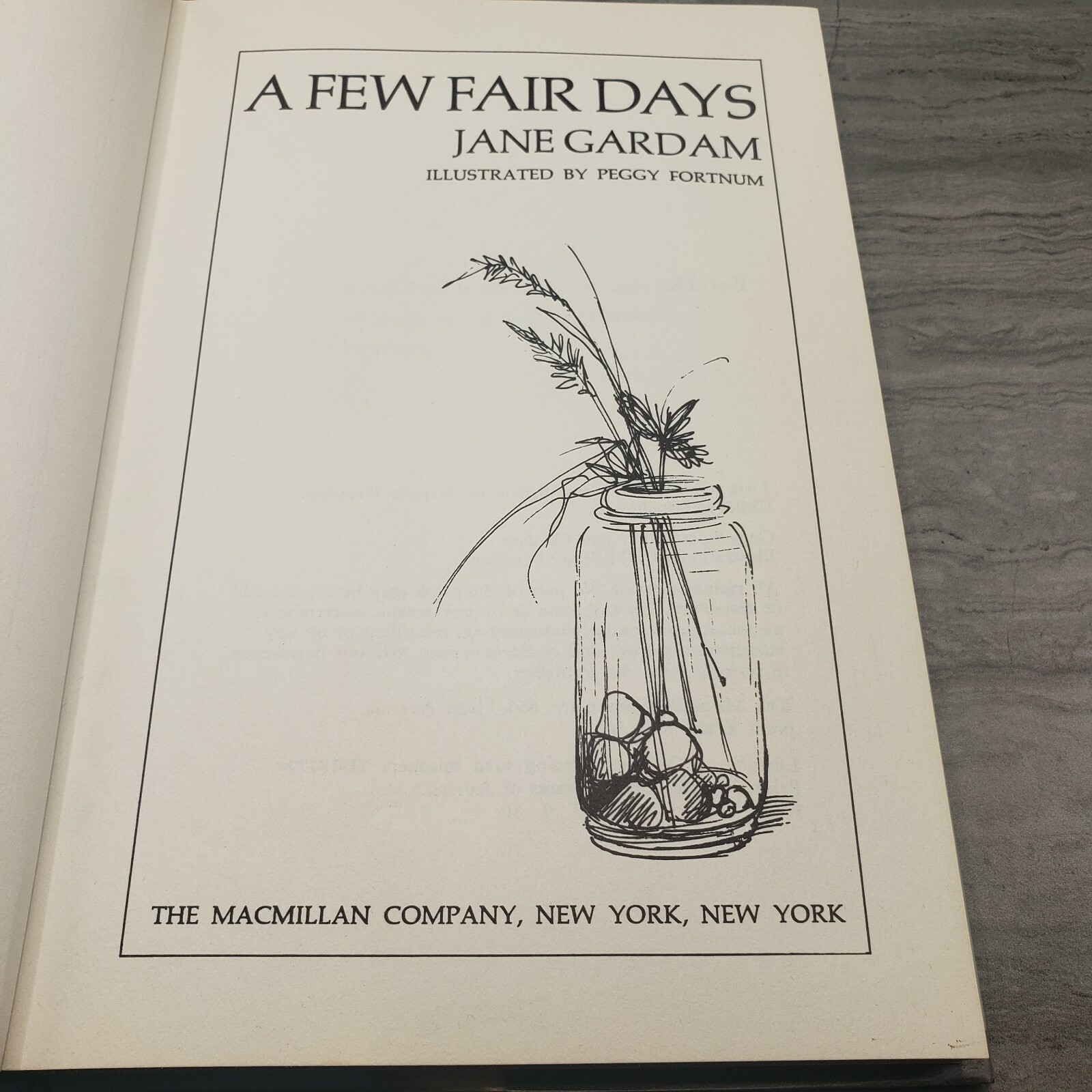 A Few Fair Days by Jane Gardam 1971 1st Ed Hardcover Dust Jacket Ex Library