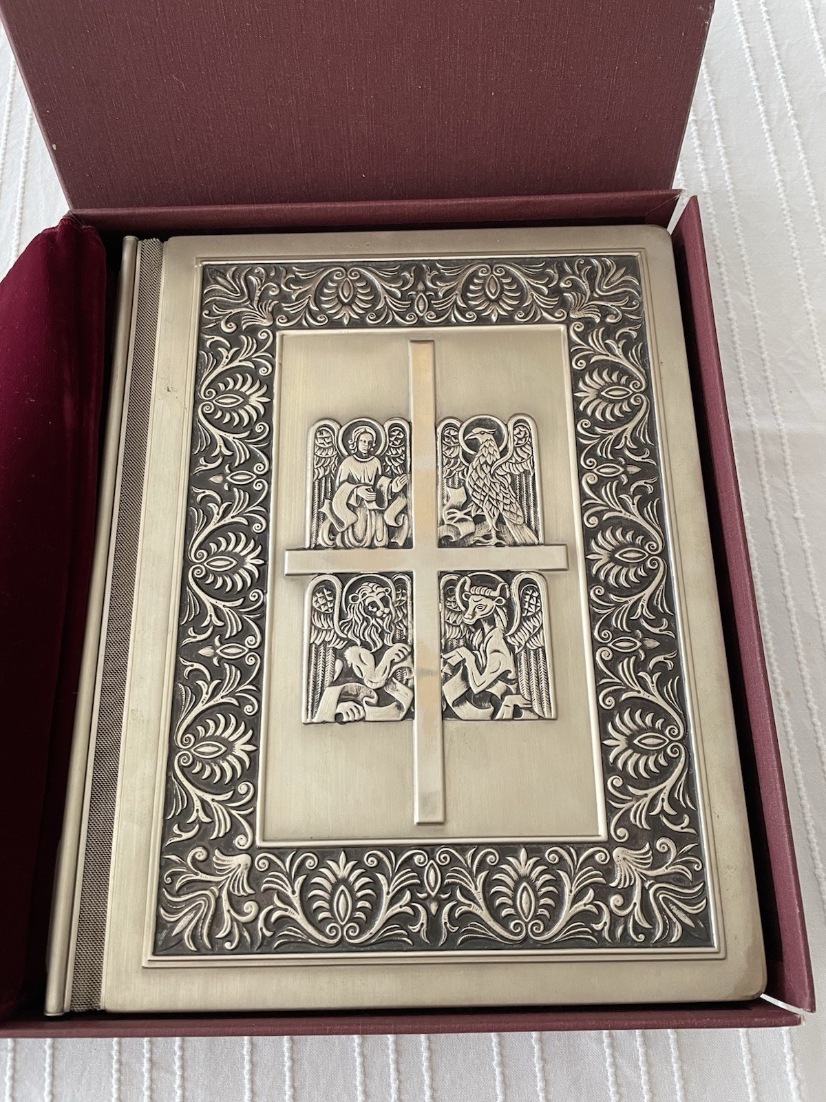 1974/1975 Franklin Mint Family Bible 12oz Sterling Silver King James Version