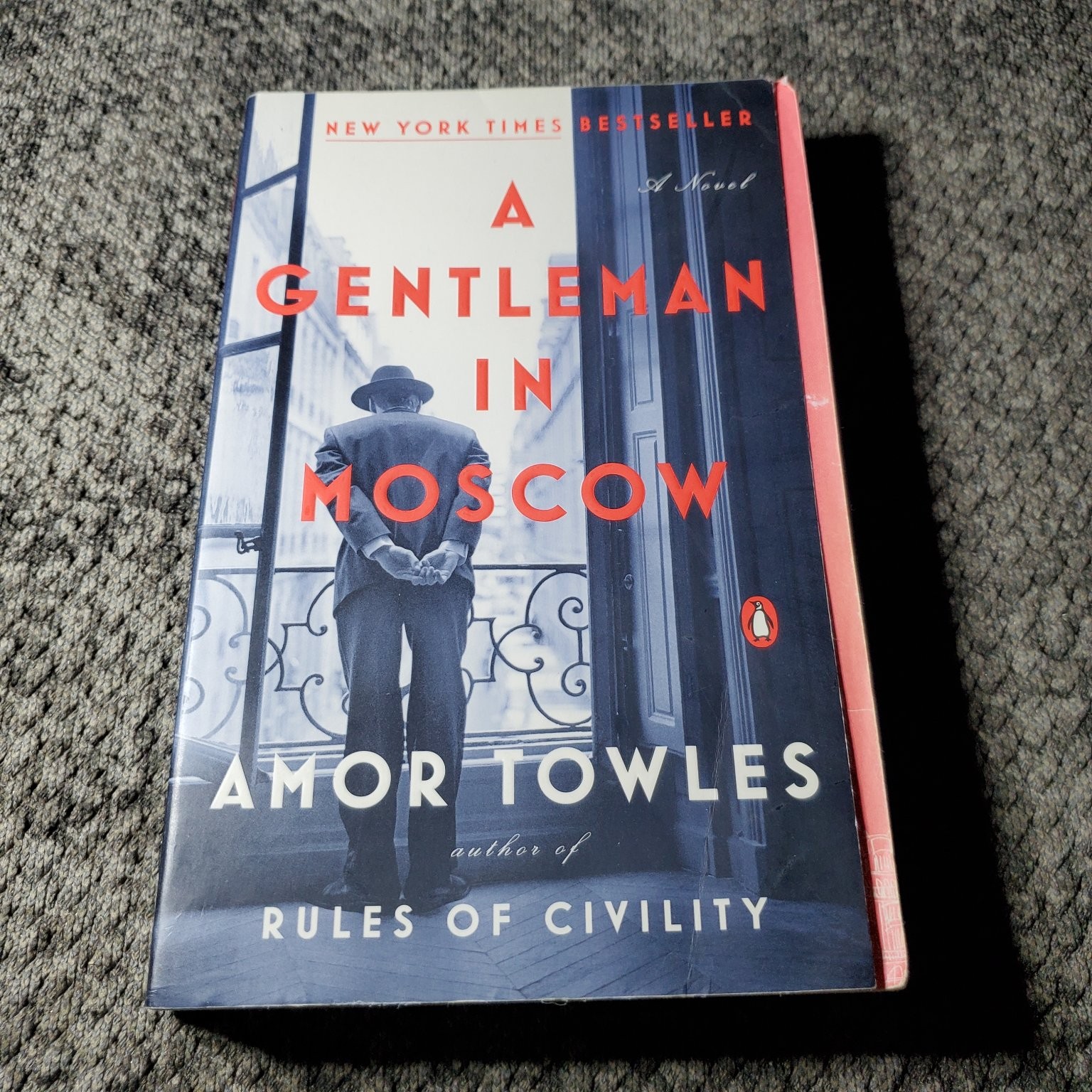 A Gentleman in Moscow Amor Towles 2016 Paperback Historical Fiction Penguin