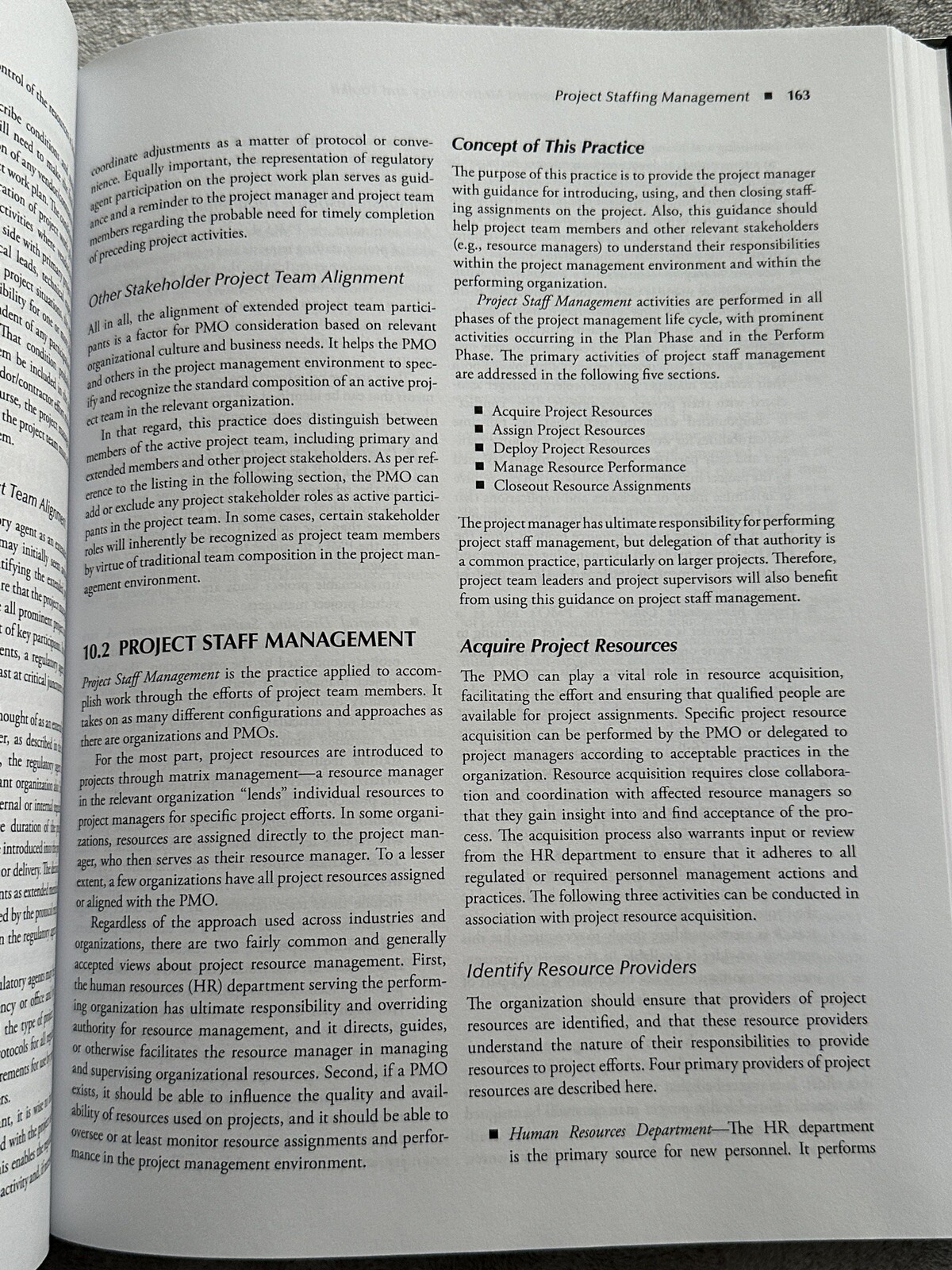 THE COMPLETE PROJECT MANAGEMENT METHODOLOGY AND TOOLKIT By Gerard M. Hill HB