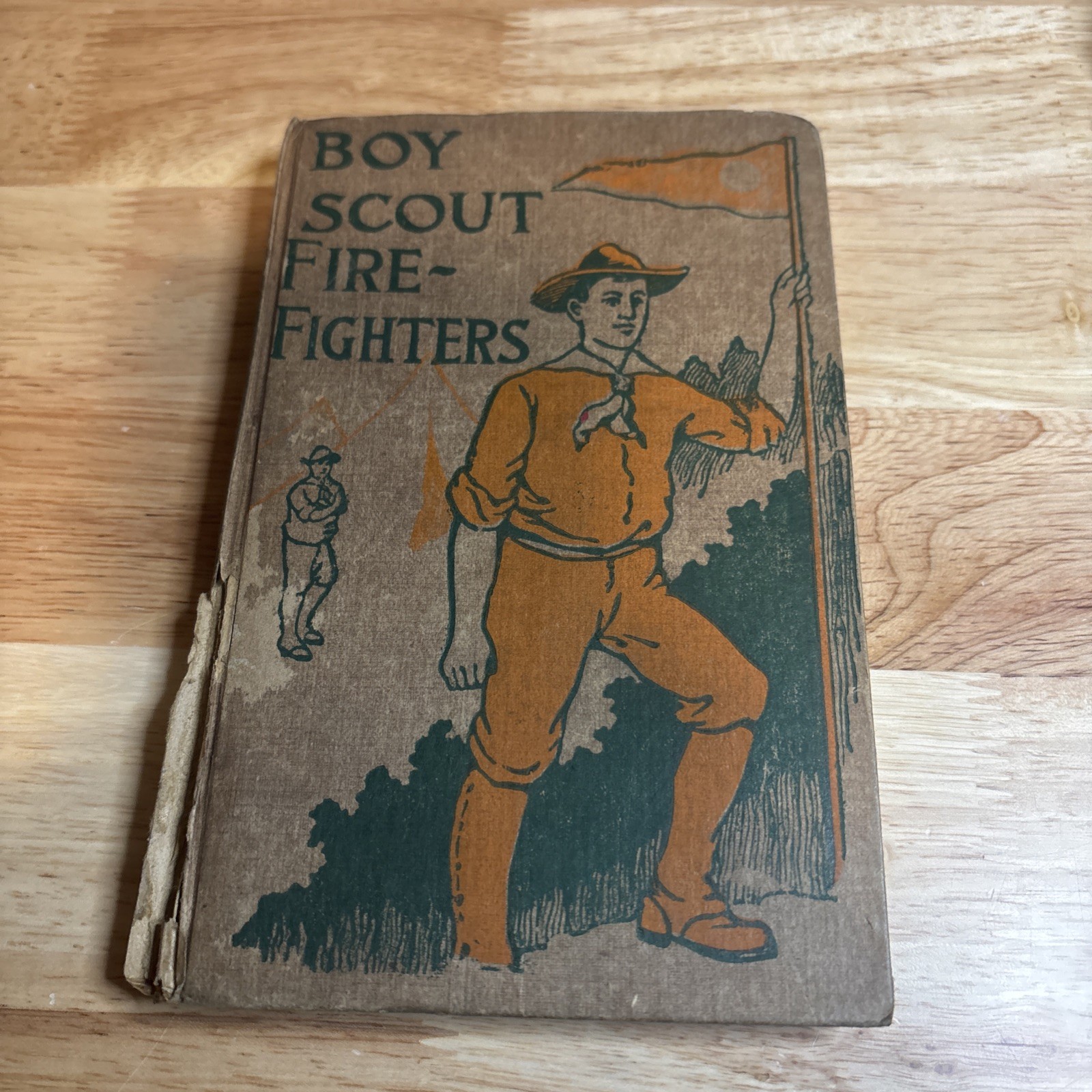 “Boy Scout Fire-Fighters” by Major Robert Maitland- HC- CR 1912 -Saalfield Pub.