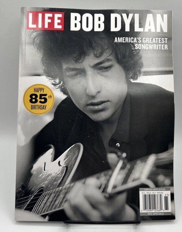New Life Magazine Happy 85th Birthday Bob Dylan Americas Greatest Songwriter