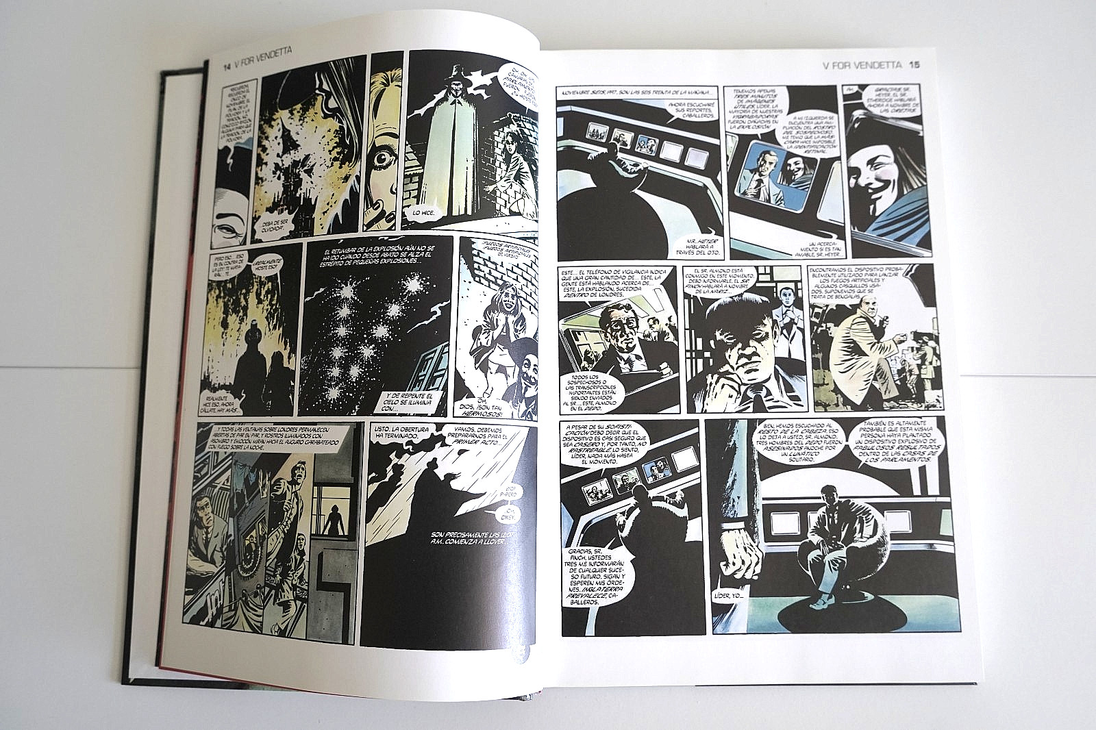 V For Vendetta Deluxe Edition Spanish Hardcover Alan Moore Vertigo DC Comics