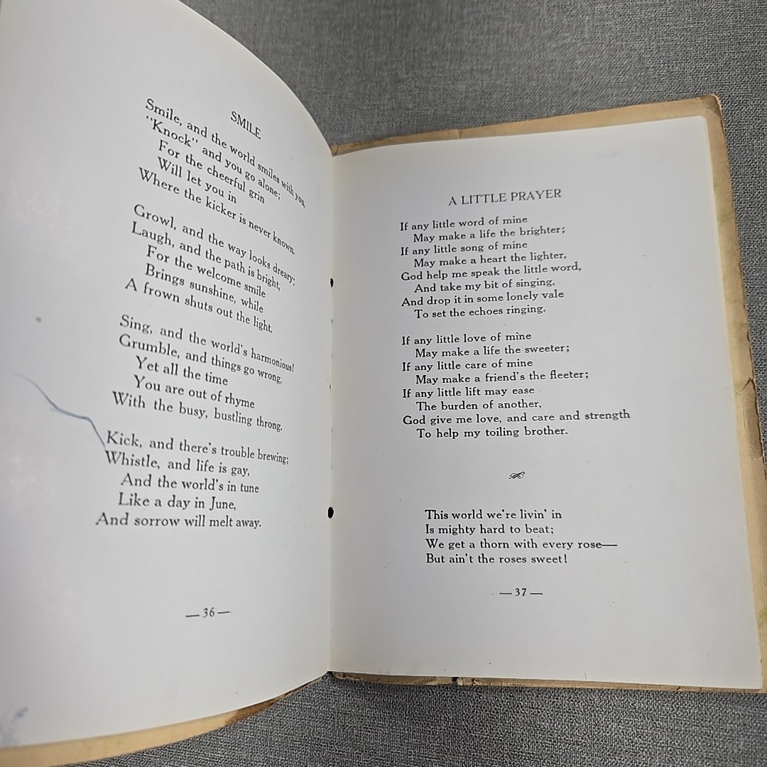 Worth While Poems by Homer A Rodeheaver ~ 1916 Vintage Paperback Staple Bound