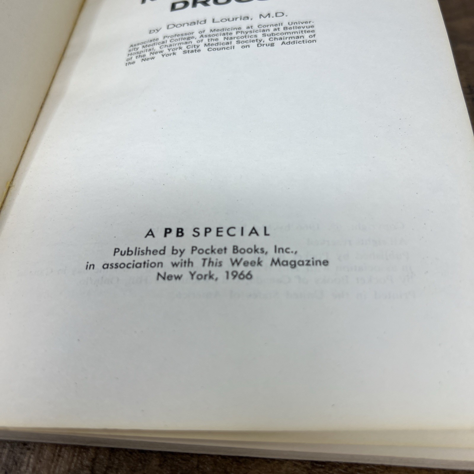Nightmare Drugs Donald Louria MD LSD Pocket Books 1966 1st Edition Ex-Library