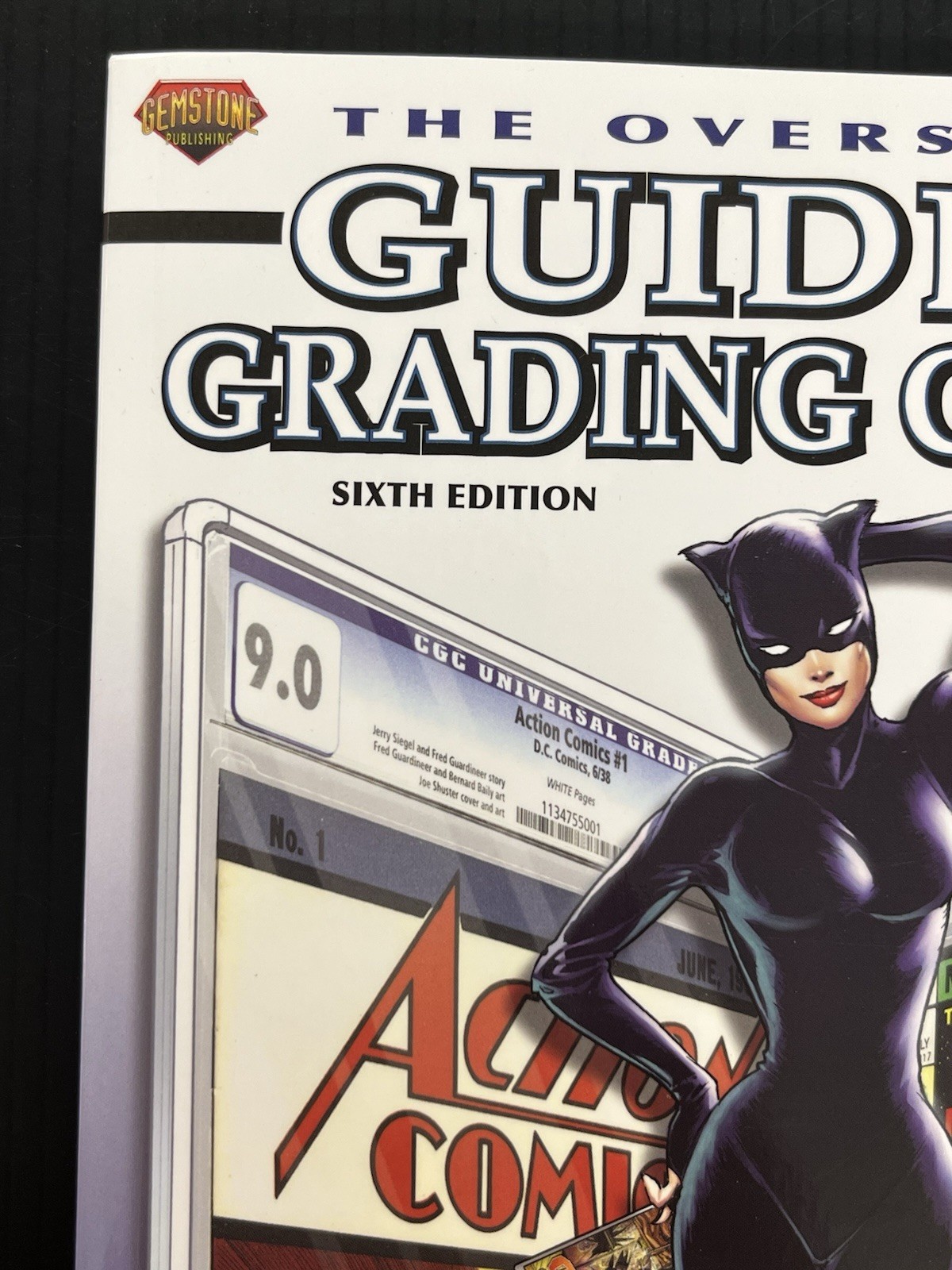 Overstreet Guide to Grading Comics Sixth 6th Edition Softcover 2021 PROSHIPPER