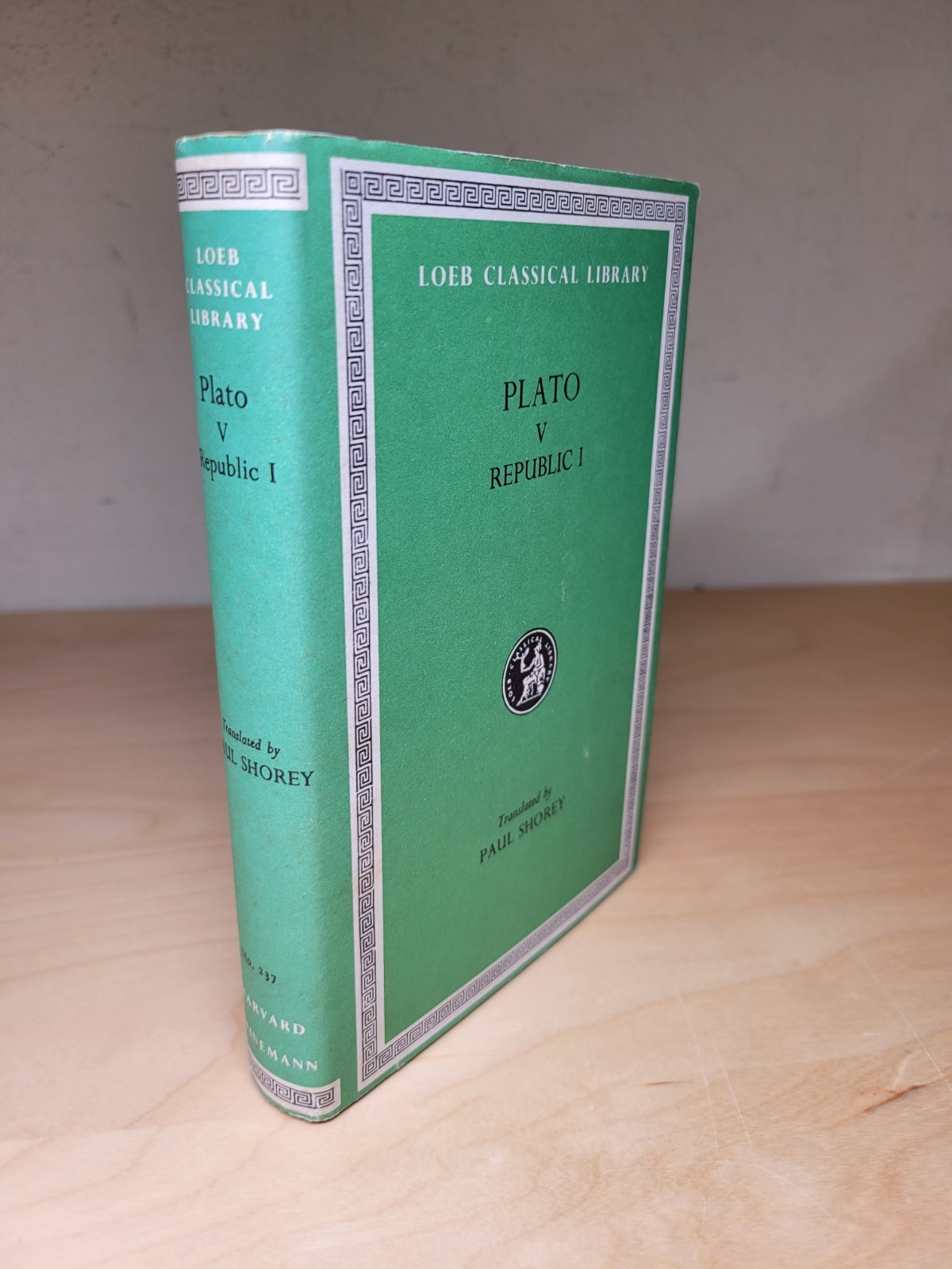 Loeb Classical Library Plato Republic Volume 1 Books 1-5 NICE!
