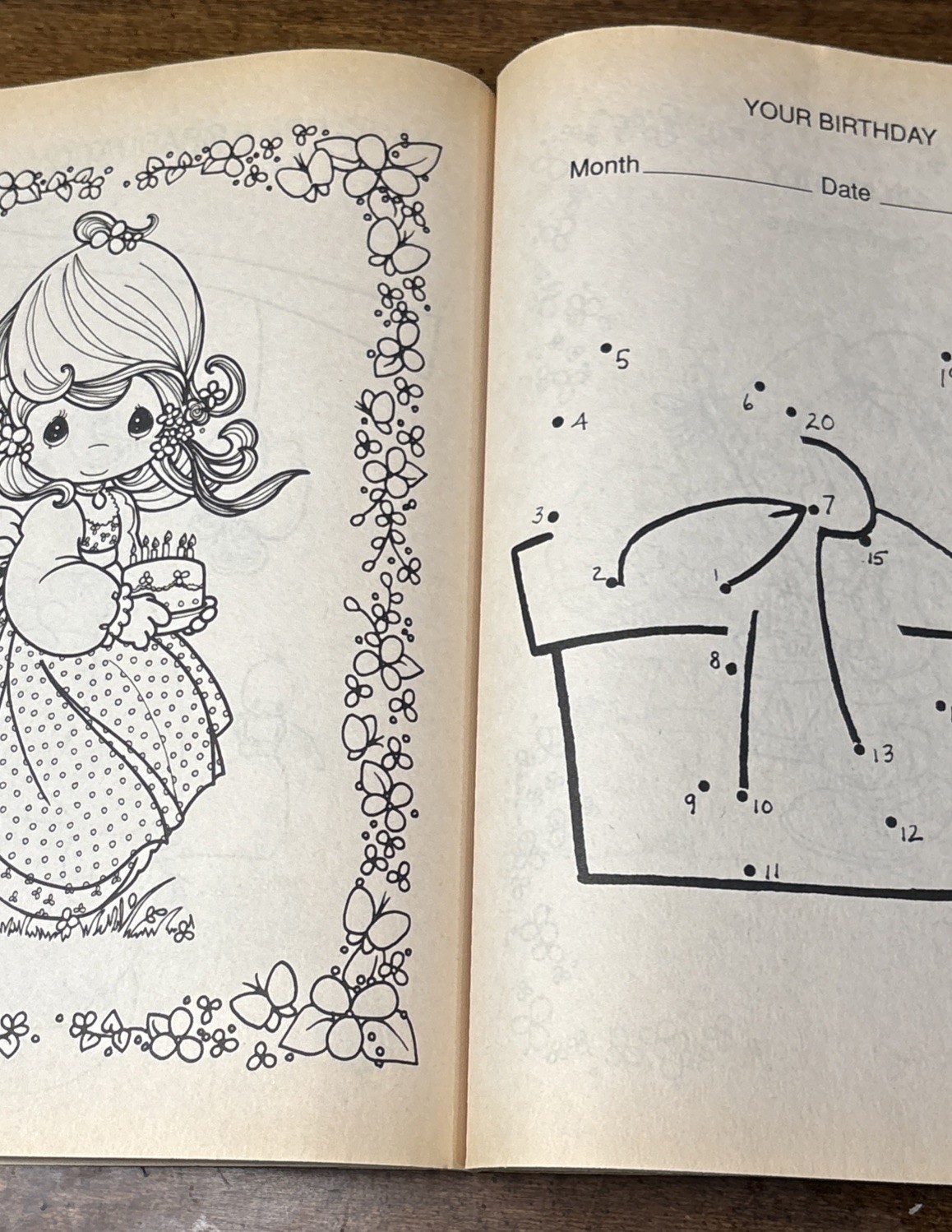 Golden PRECIOUS MOMENTS Giant Coloring & Activity Book PB 1991 Ages 4-8 Vintage