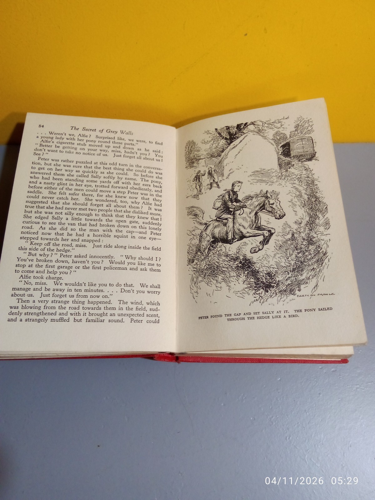 THE SECRET OF GREY WALLS – MALCOLM SAVILLE; 1954 GEORGE NEWNES 272 pages HB