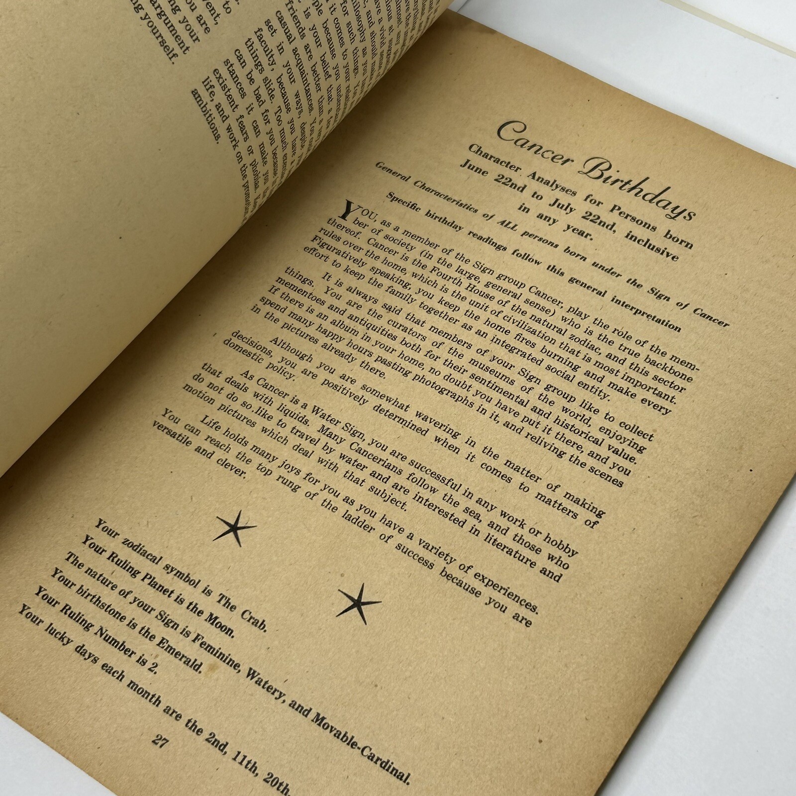 The Birthday Book Of Astrology 1946 Diversified Publishing NY USA Vintage