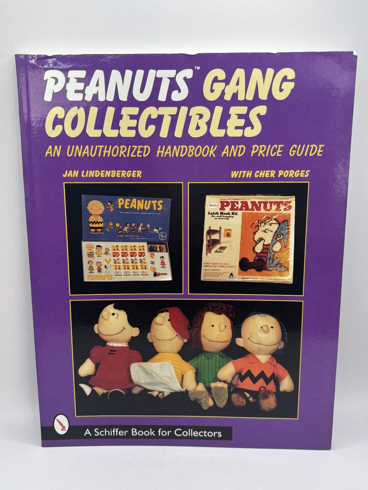 Schiffer Snoopy Peanuts Gang Collectibles Book Price Guide 8.5″x11″ 159 pages