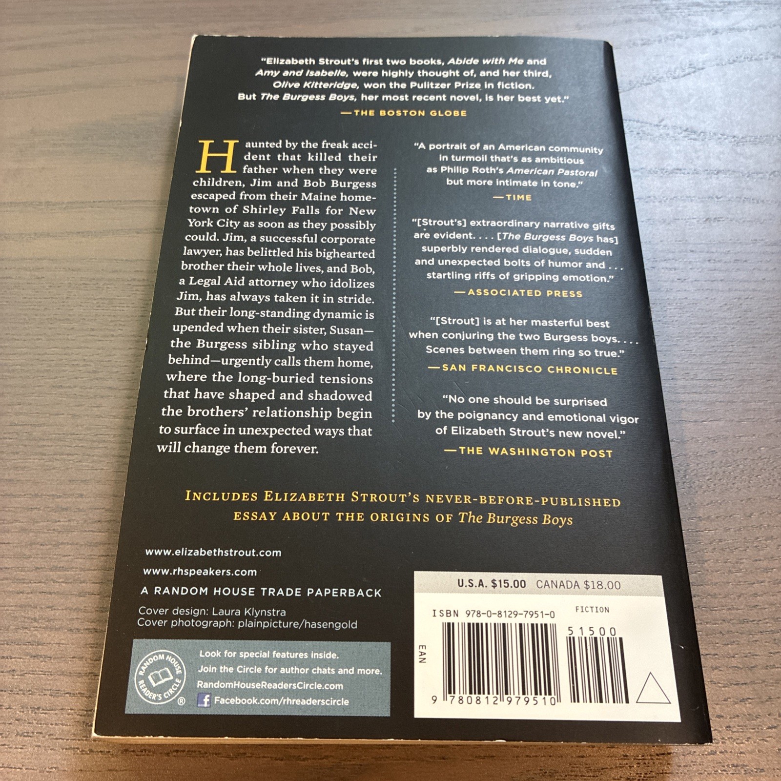The Burgess Boys : A Novel by Elizabeth Strout (2014, Trade Paperback) Family
