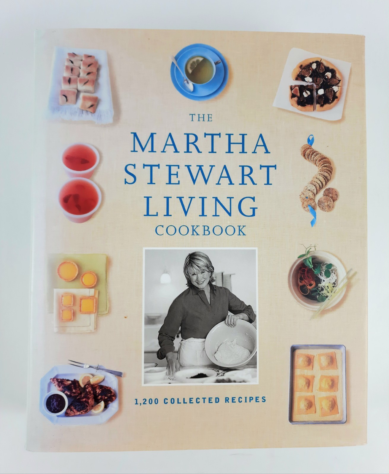 1ST EDITION Martha Stewart Living Cookbook by Martha Stewart (2000) 592 pp