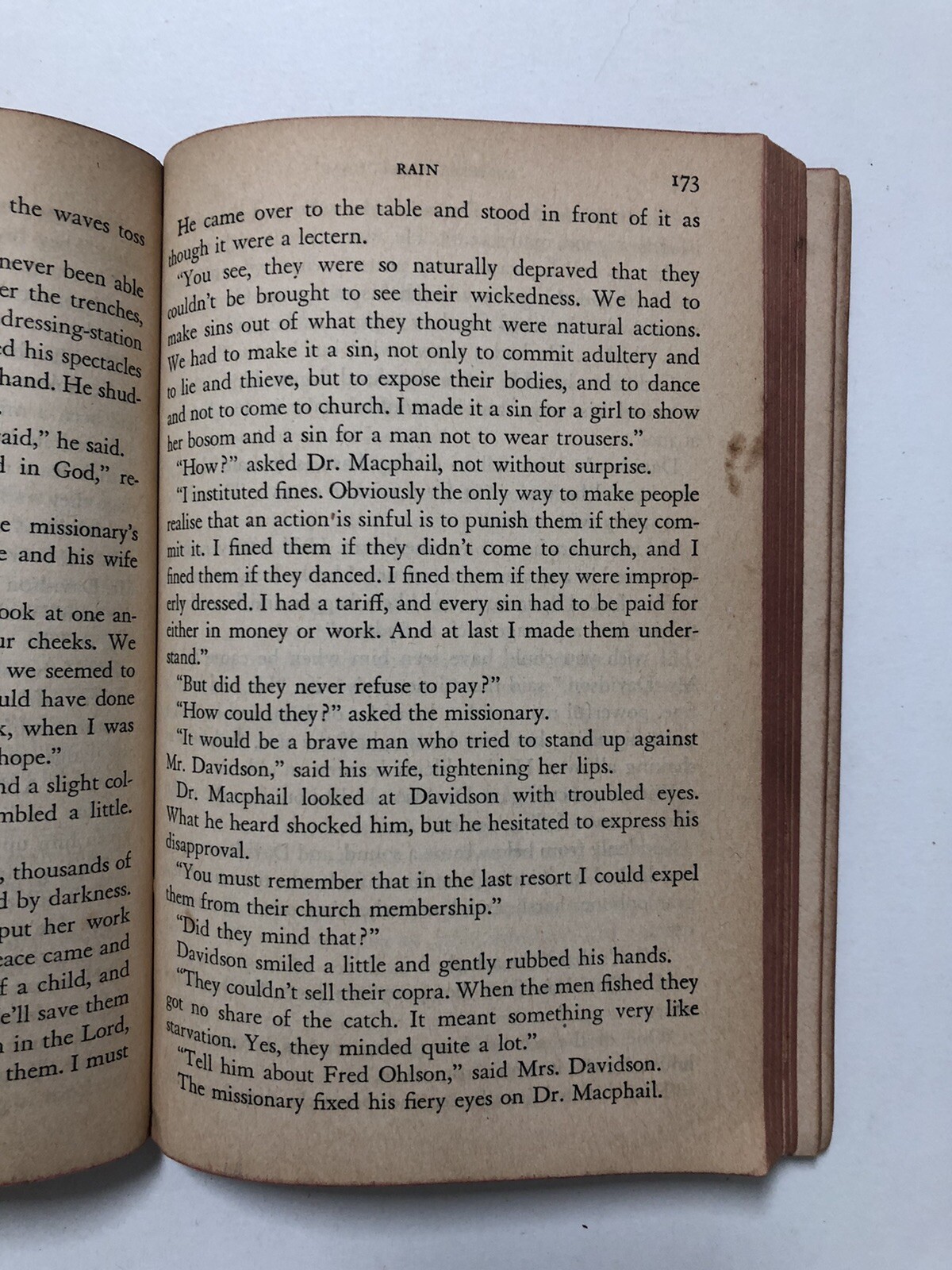 The Pocket Book of Short Stories – 440 Pages (8th Printing Nov. 1941, Paperback)
