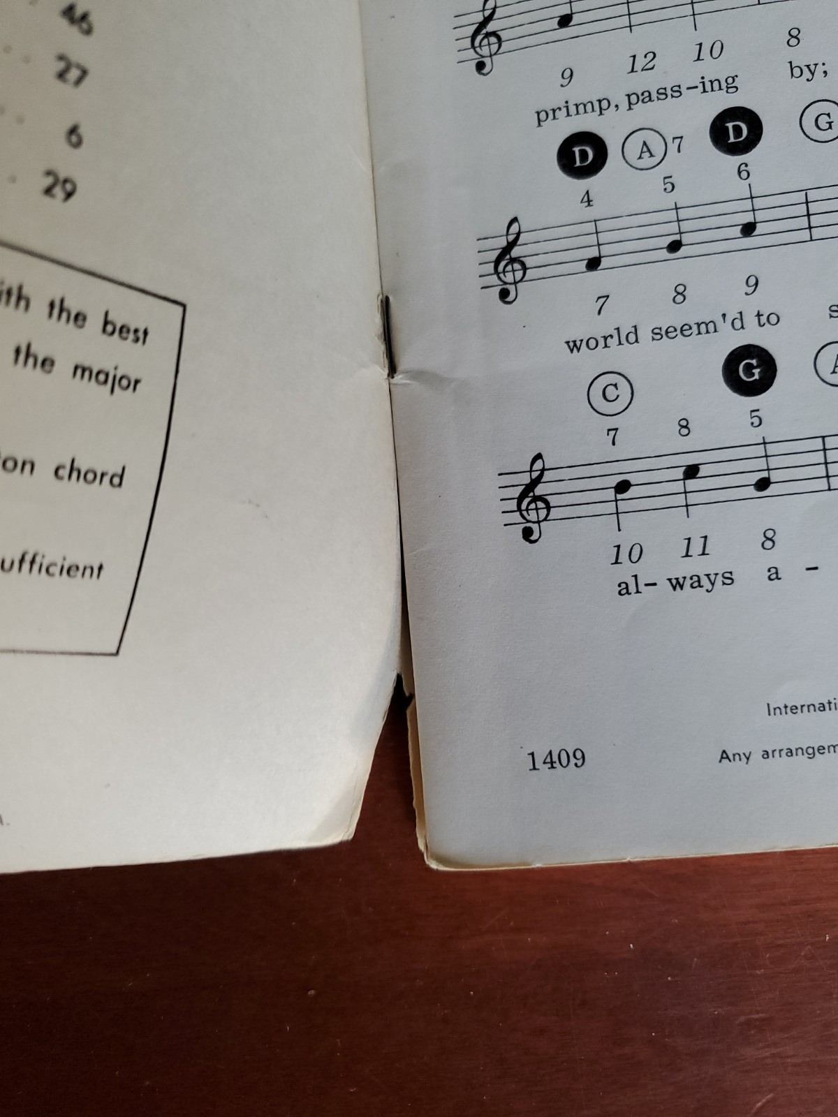 30 Years, 30 Hits for C&G Chord Organs and Guitar – Vintage Paperback