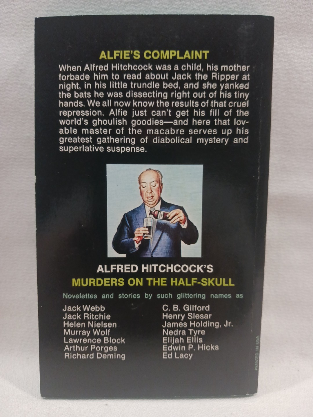 Alfred Hitchcock Book Lot Vintage Horror Paperbacks UNREAD LIKE-NEW CONDITION