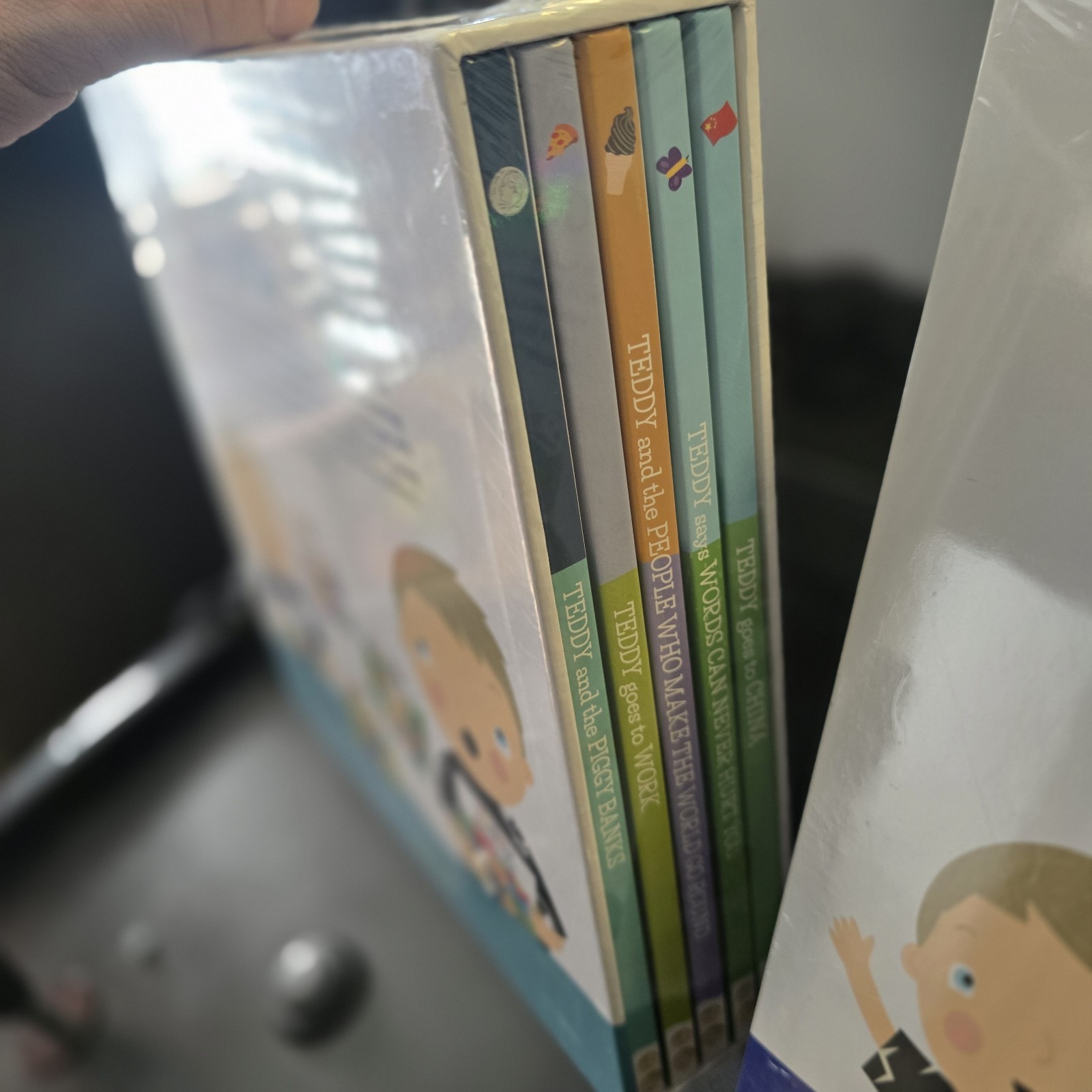 New Teddy Vol. 1 & Vol. 2 10-Book Illustrated Box Set Picture Books Ryan Cohen