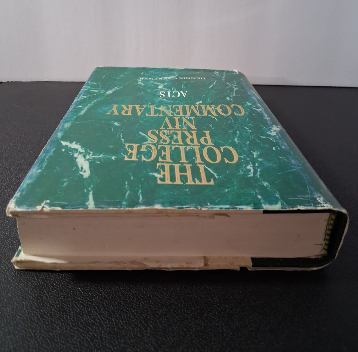 Acts (The College Press Niv Commentary) Hardcover Dennis Gaertner Dust Jacket HB