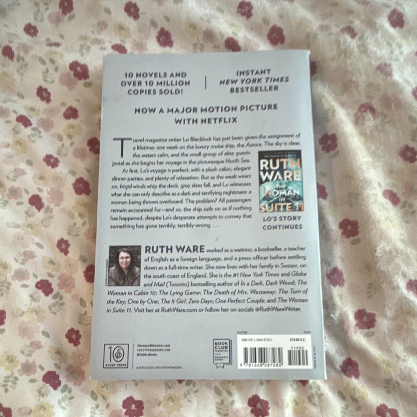 Ruth Ware The Woman in Cabin 10 Thriller Mystery Book Club Edition PB