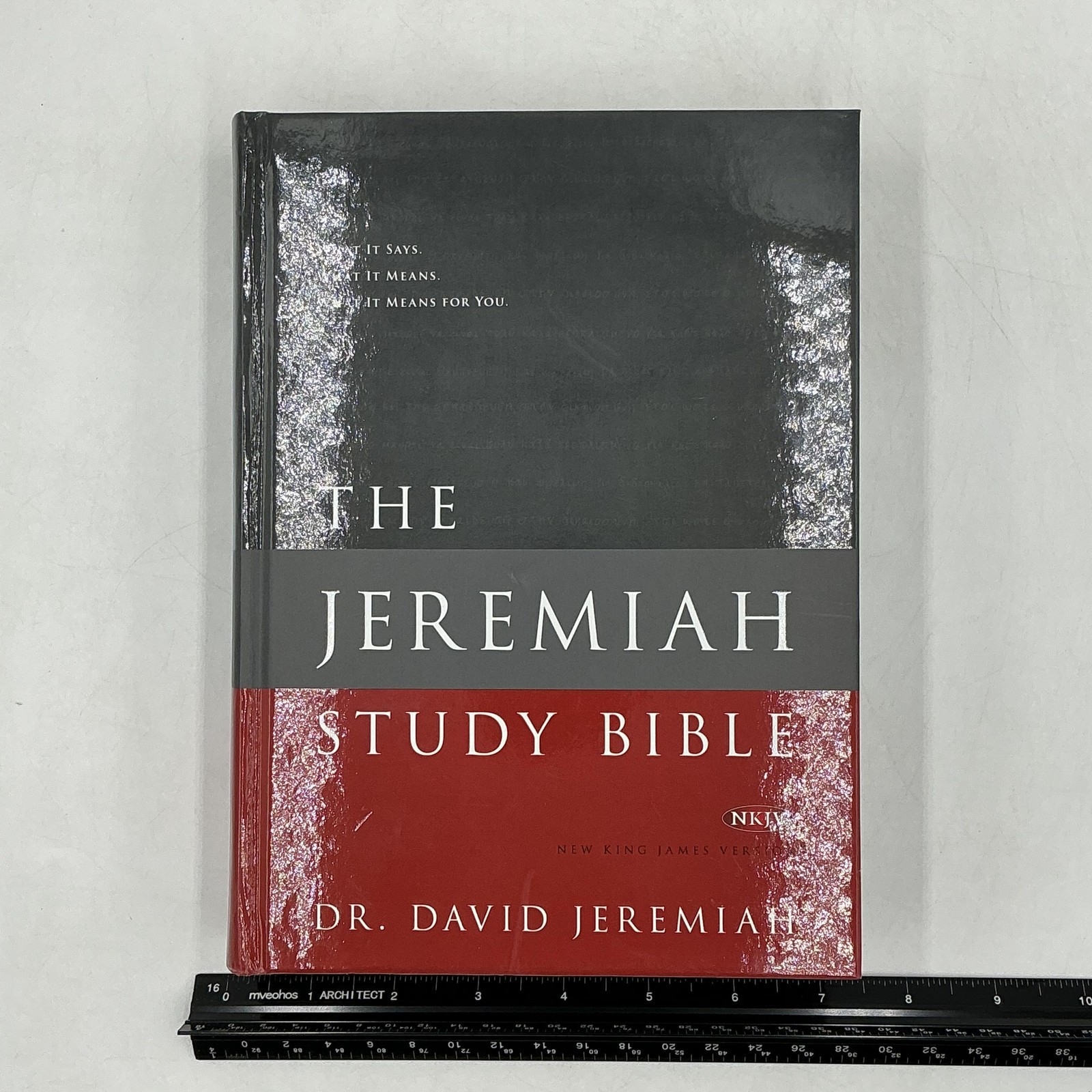 The Jeremiah Study Bible Dr. David Jeremiah Hardcover 2013 Worthy China Red
