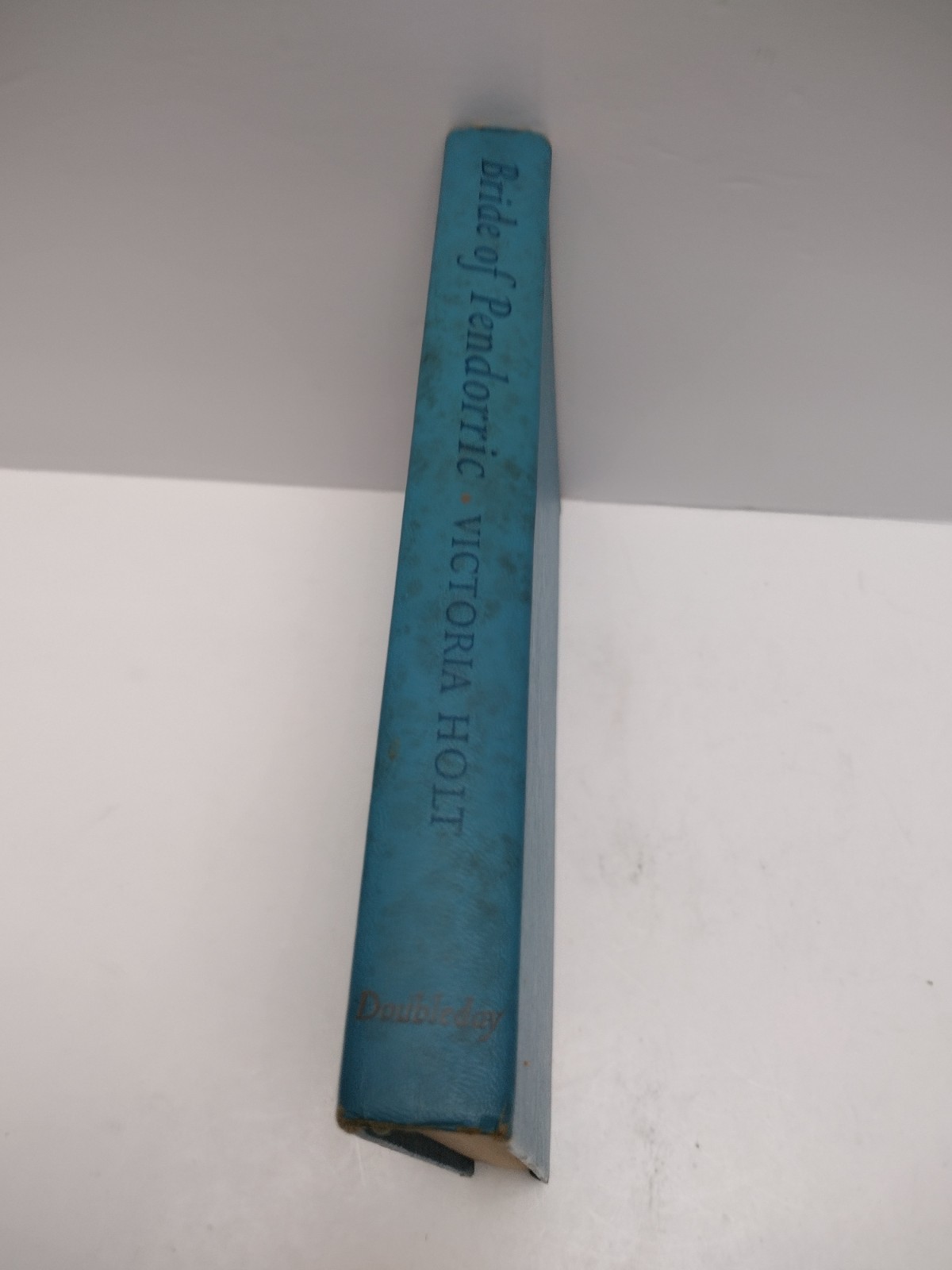 Vintage 1963 Bride of Pendorric by Victoria Holt FIRST EDITION Hardcover & DJ