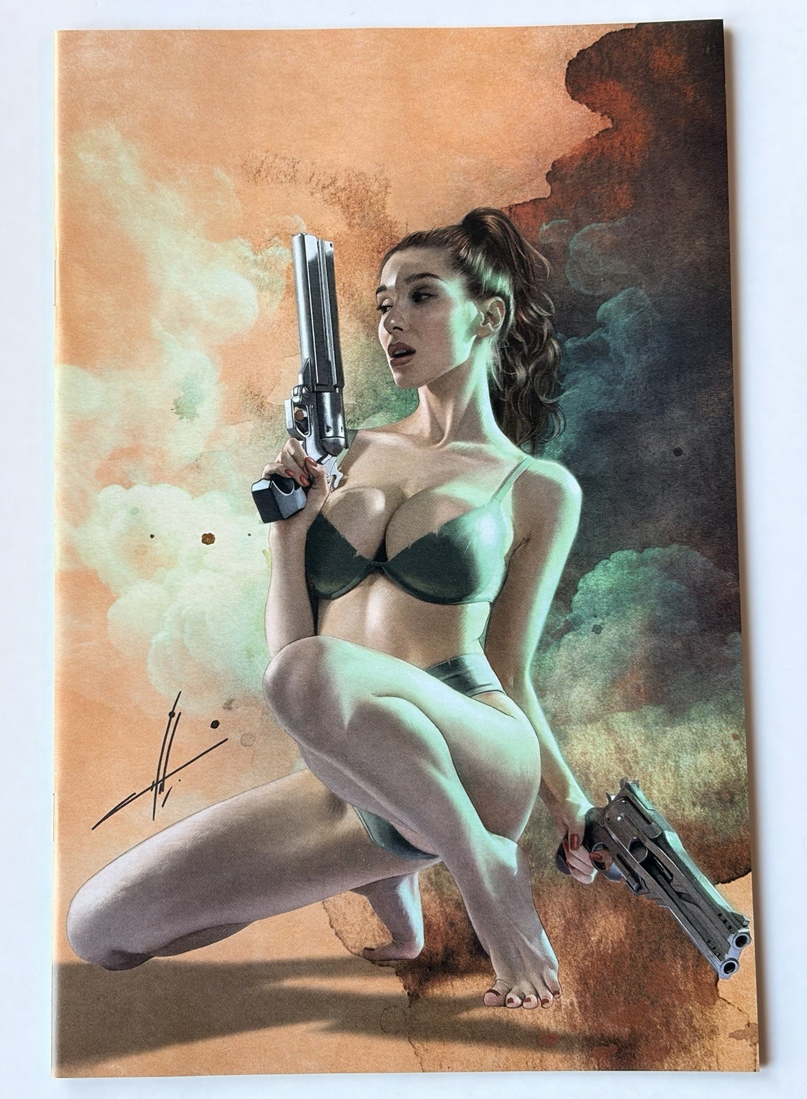 HEAT SEEKER GUN HONEY SERIES #4 CARLA COHEN Virgin Variant A LTD 500