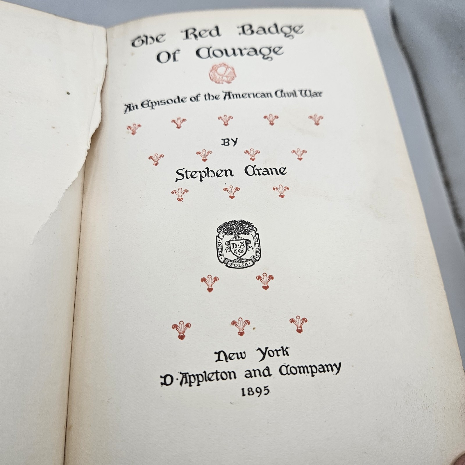 1895 – THE RED BADGE OF COURAGE by STEPHEN CRANE – FIRST EDITION – 2nd PRINTING