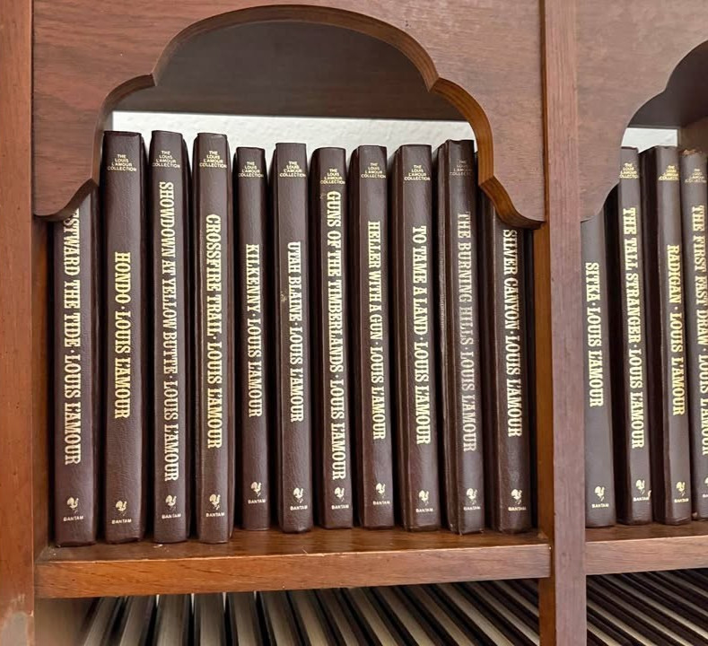 Louis L’amour LEATHERETTE Books – YOU PICK TITLES – Buy 4+, Save 15%