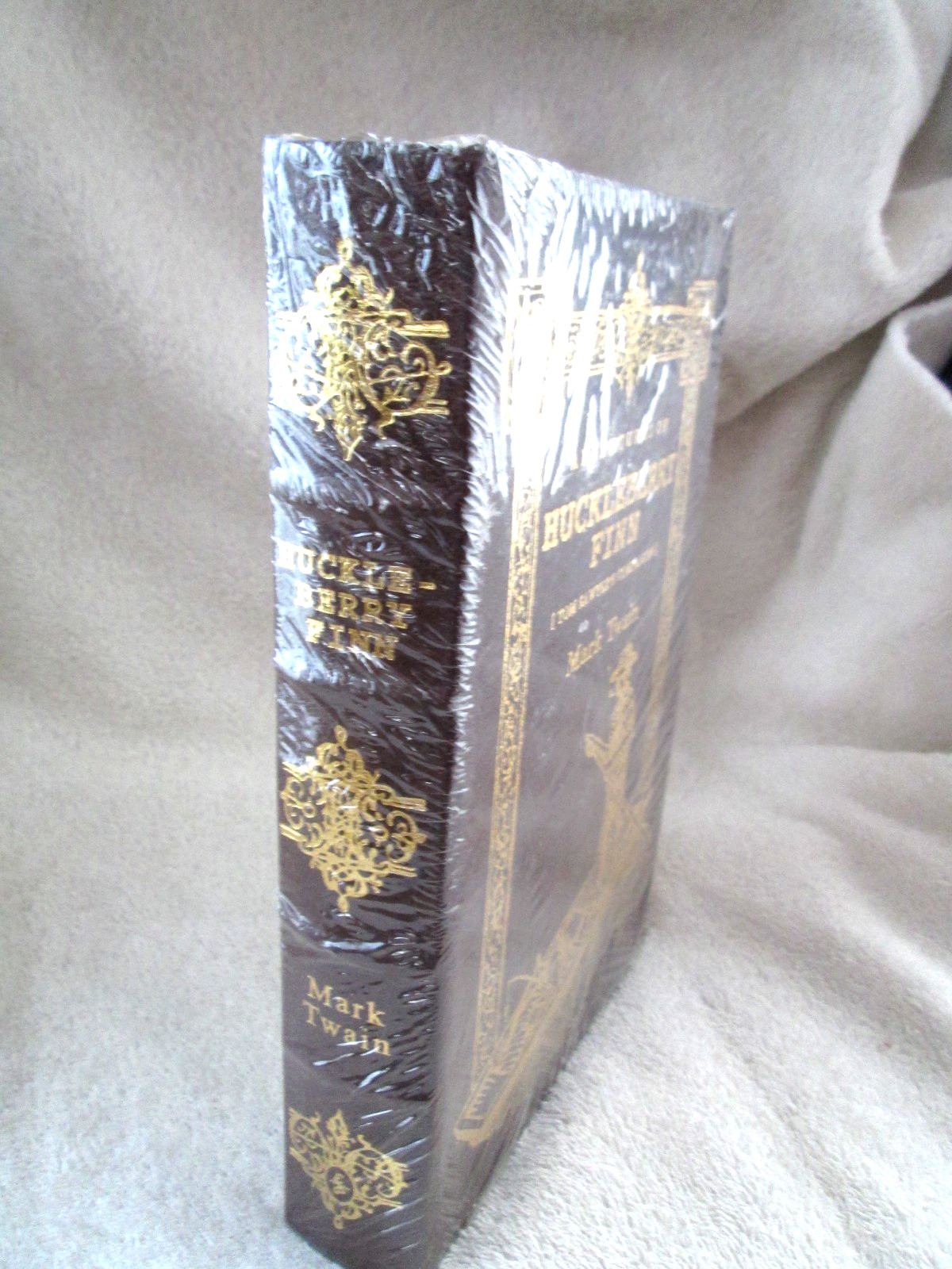 ADVENTURES OF HUCKLEBERRY FINN Mark Twain EASTON PRESS/Leather Bound/FAC. SEALED