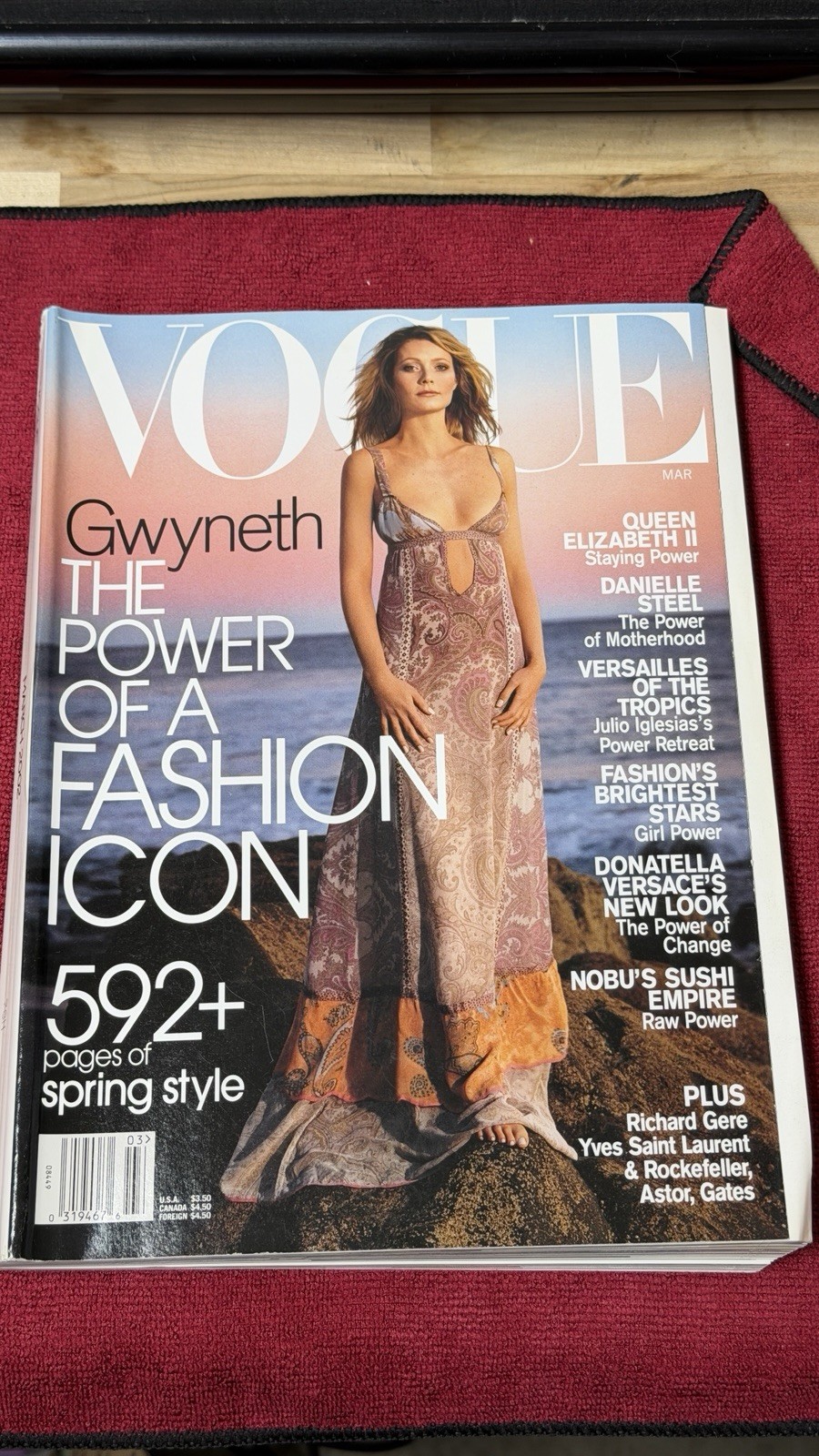 Vogue Magazine March 2002 – Gwyneth Paltrow Cover – 592+ Pages