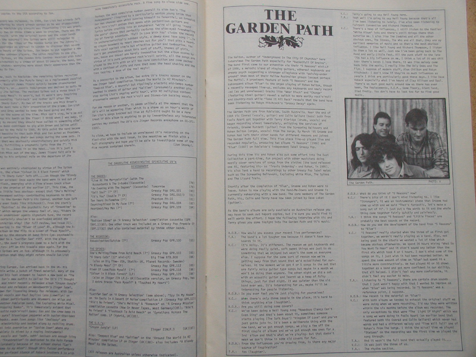 Bucketfull of Brains. No. 24. March 1988. With Gene Clark flexi. Flaming Lips et