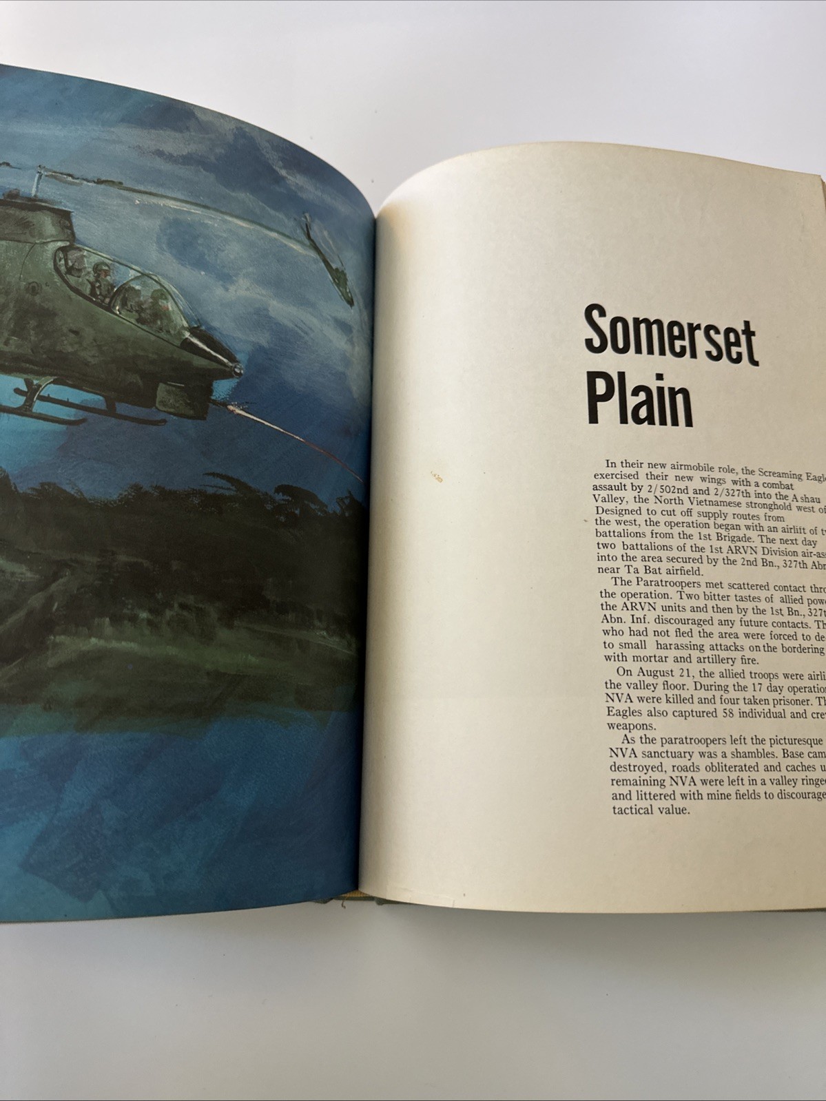 Vietnam War US Army Yearbook for the 101st Airborne Division in Vietnam 1968