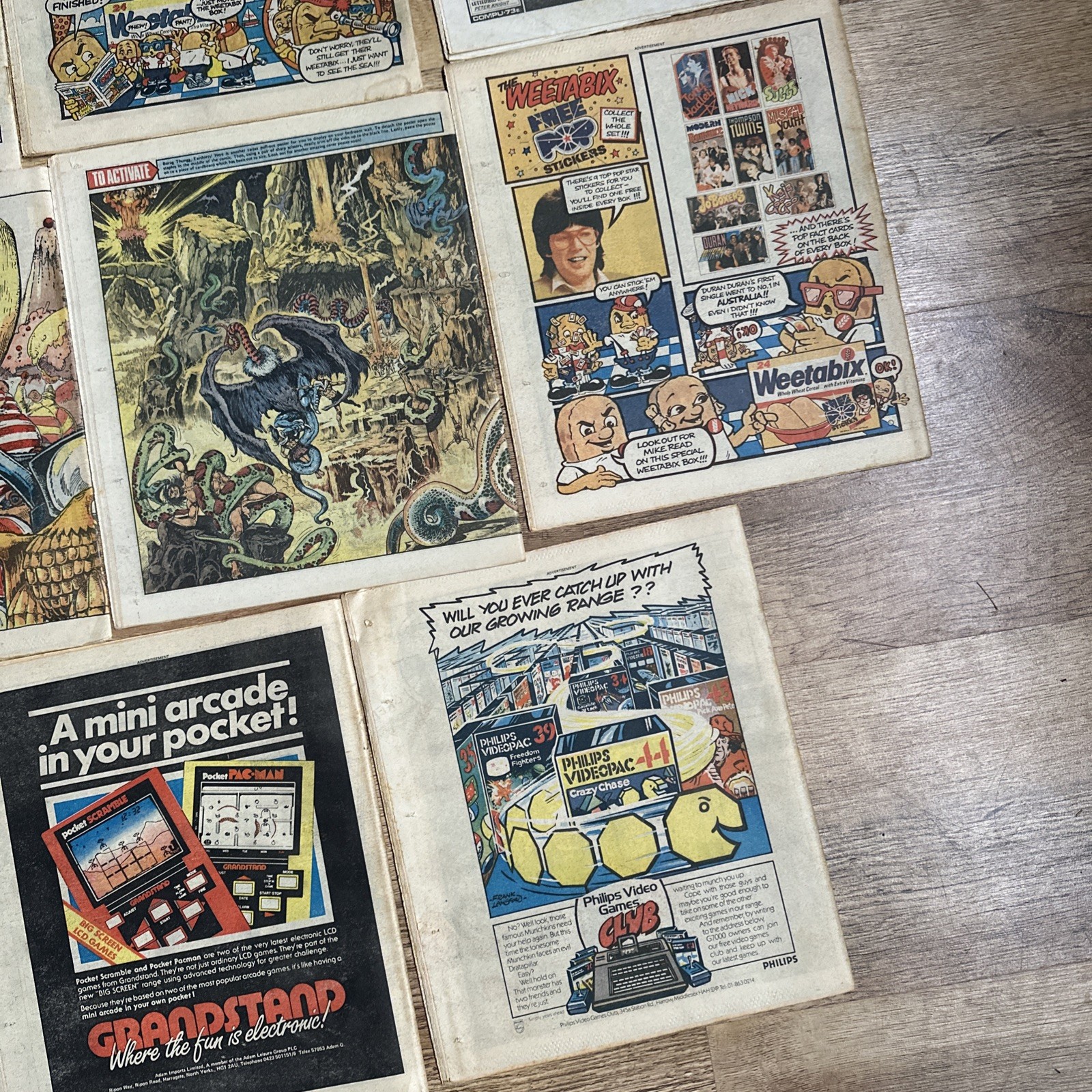 2000AD Progs Judge Dredd issues 321 – 339 job lot