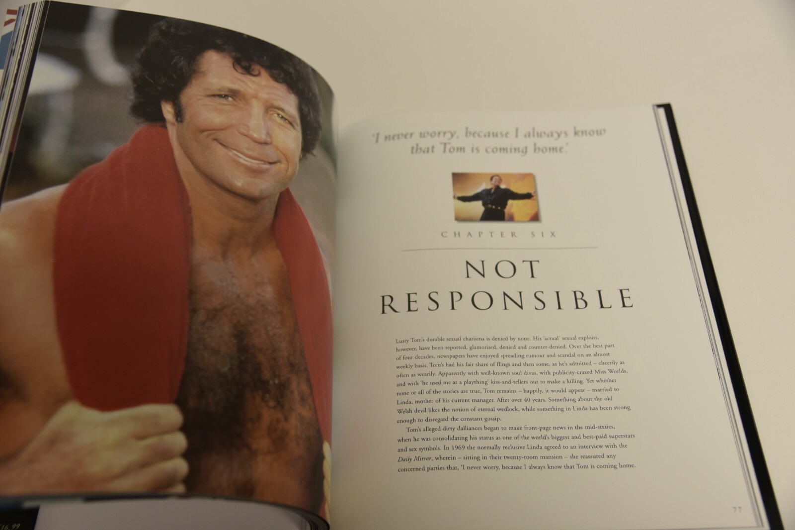 Tom Jones “A Life In Pictures” by Chris Roberts “New Book” 159 pages