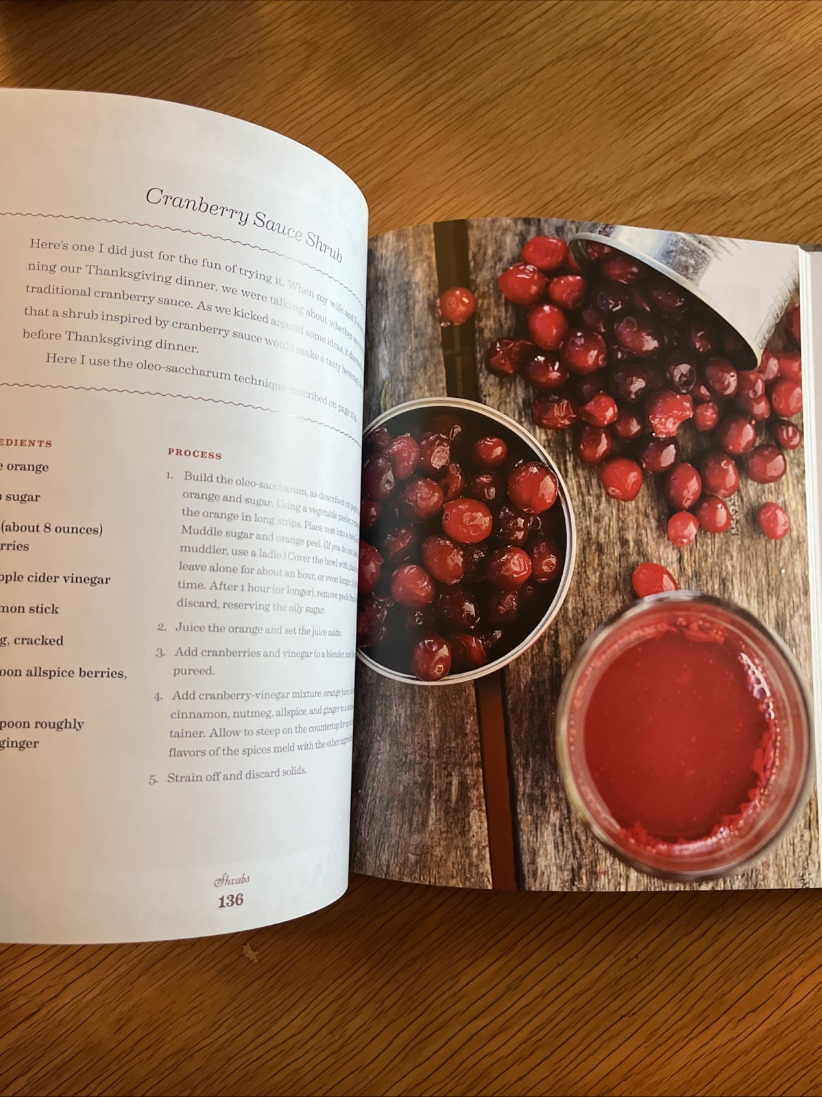 Shrubs: An Old Fashioned Drink for Modern Times – hardcover Dietsch, Michael