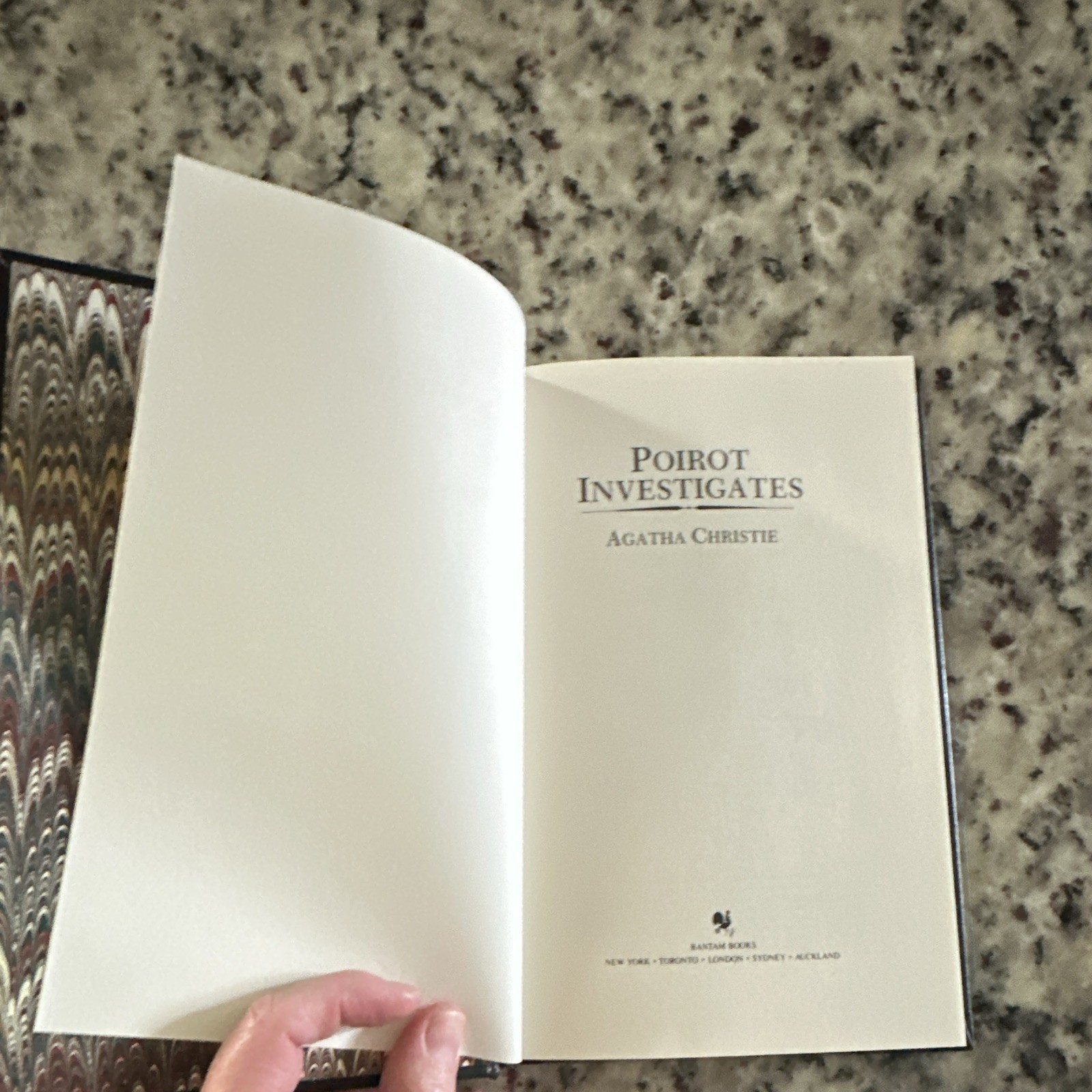 Agatha Christie Poirot Investigates HC Faux Leather, Bantam 1995 Mystery
