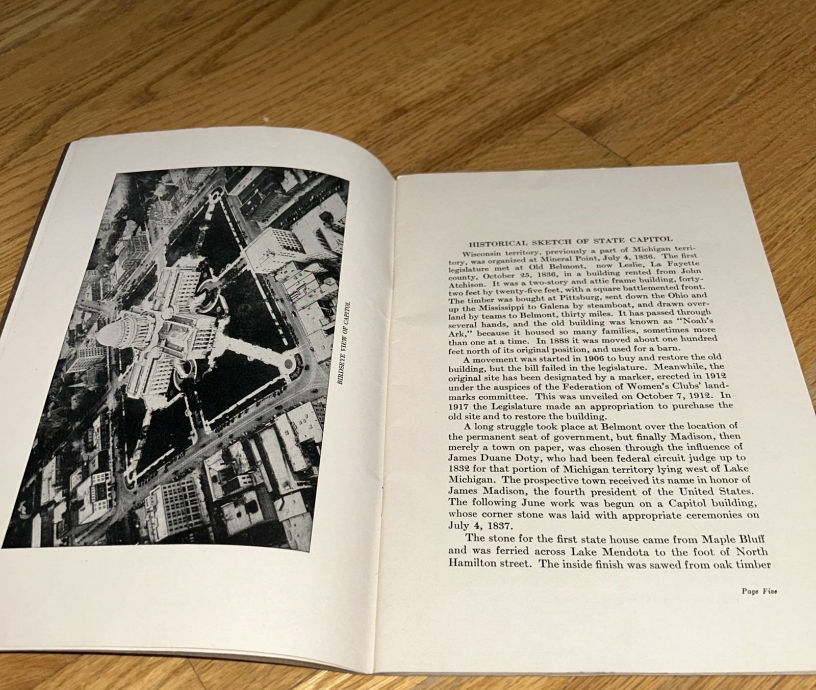 1920s GUIDE BOOK FOR WISCONSIN’S CAPITOL 58 pages with Photos
