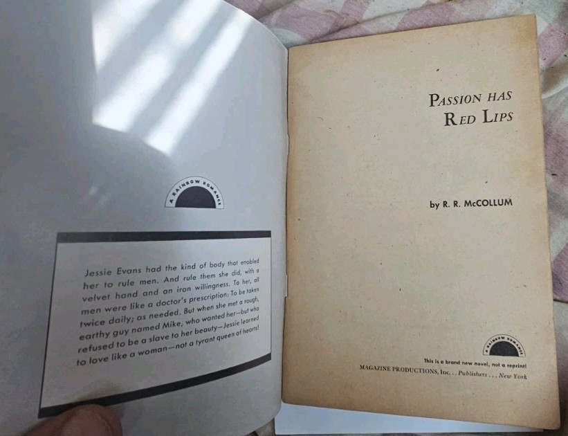 ​PASSION HAS RED LIPS Vintage Pulp Fiction 1951 Rainbow Romance Digest #108 VG