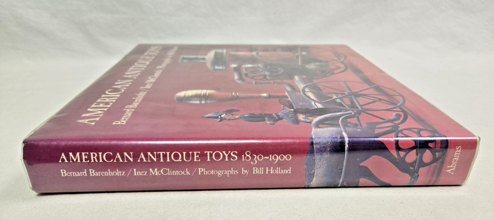 Beautiful Large Coffee Table Book “American Antique Toys” 282 Pages Near Mint