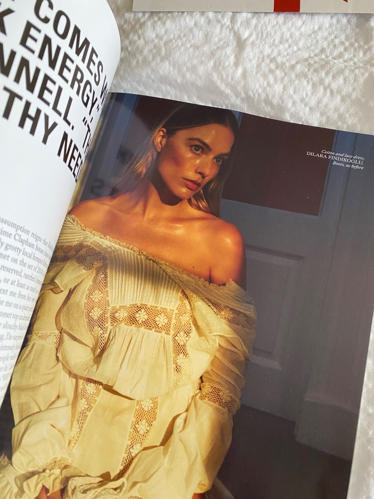 British UK Vogue Magazine January 2026 Margot Robbie photo shoot new