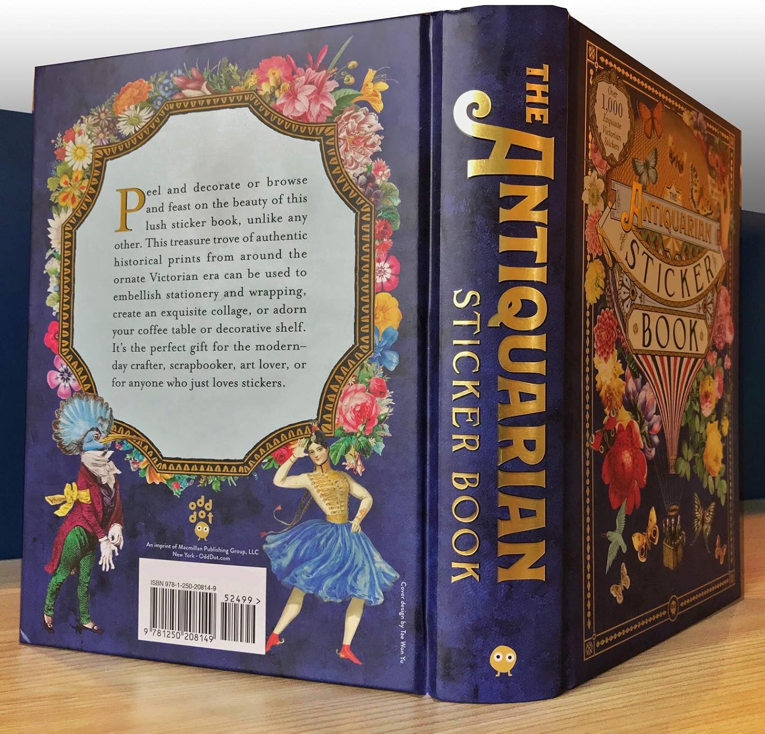 The Antiquarian Sticker Book: Over 1,000 Exquisite Victorian Stickers