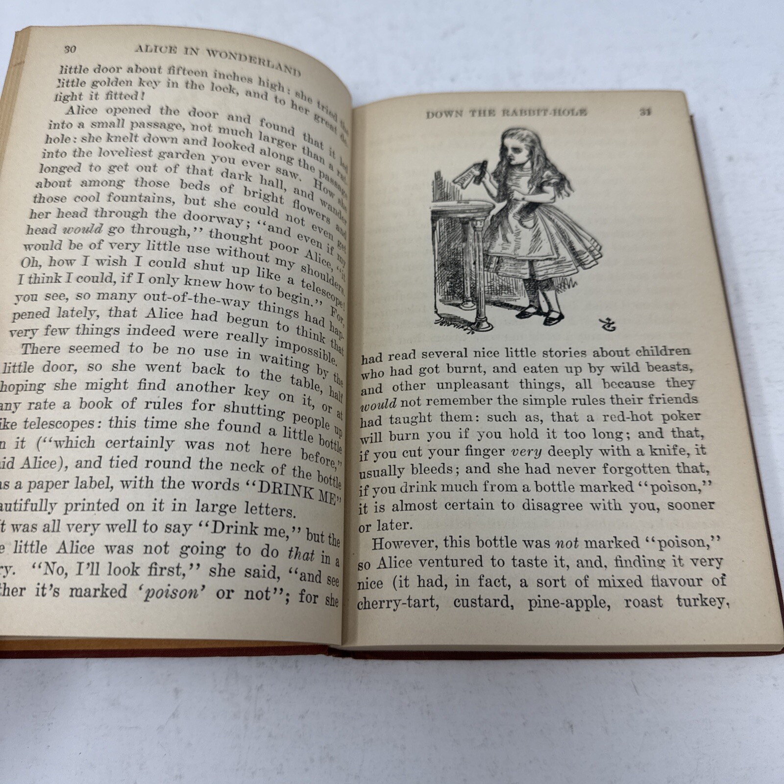 Alice in Wonderland by Lewis Carroll Modern Library 79 1931-39 Red Balloon Cloth